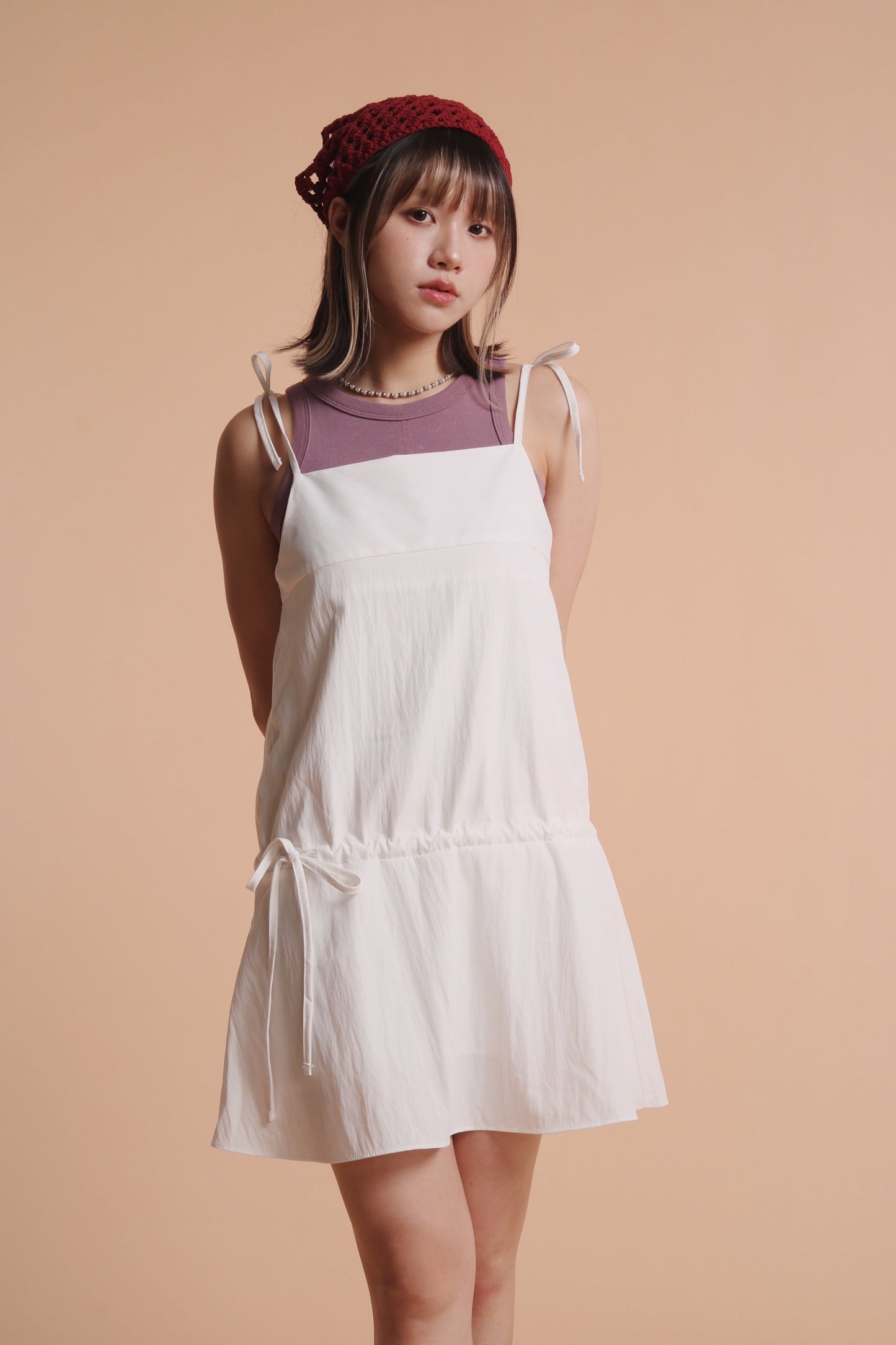 Triangle Head Scarf (Beige/Baby Blue/Black/Red)