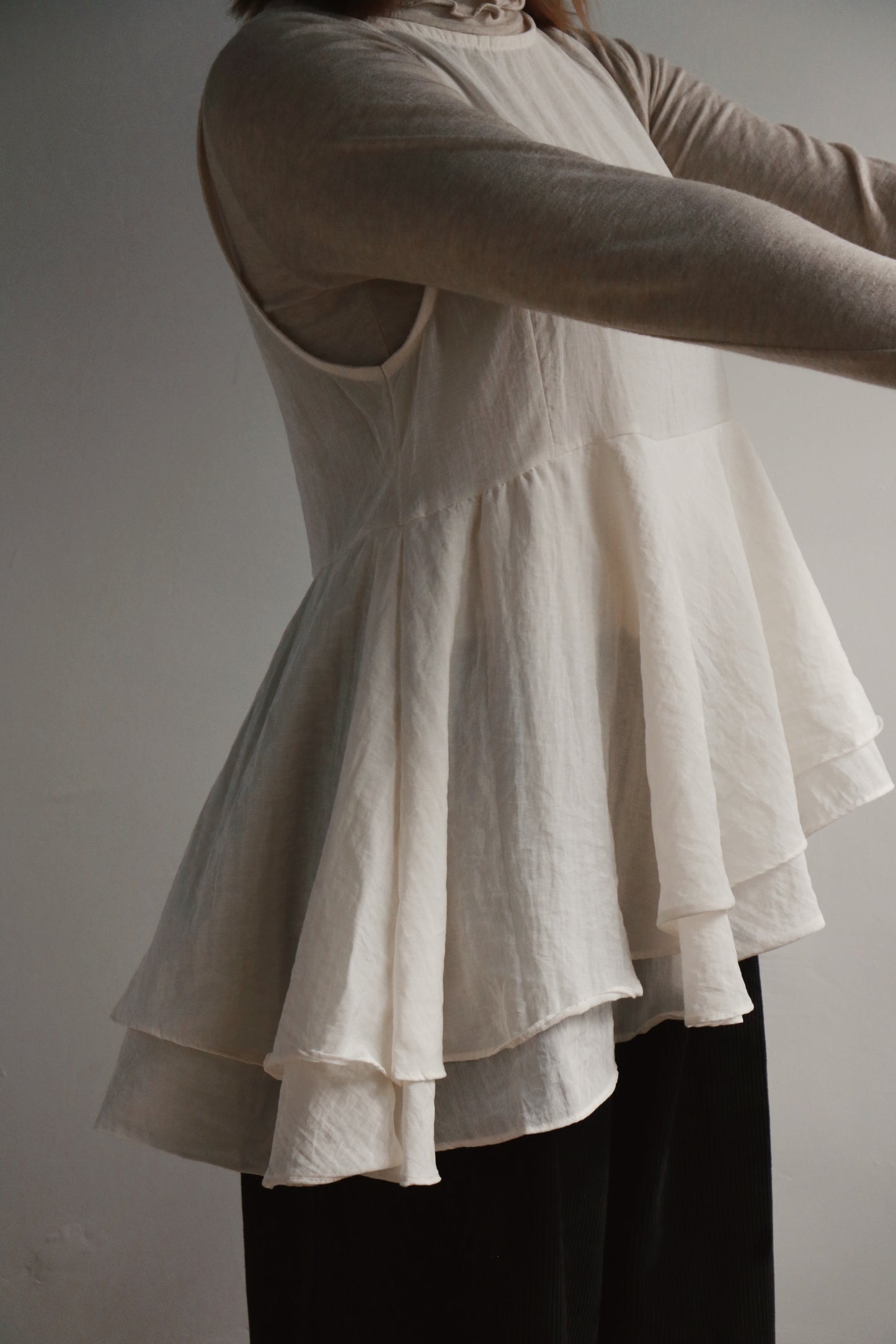 Ruffle Sleeveless Top (Ivory)