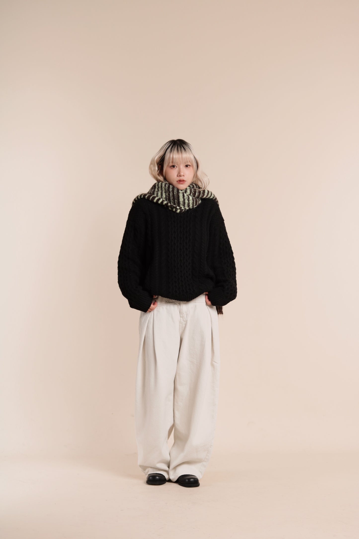 Oversized Cable Knit Sweater (Black)