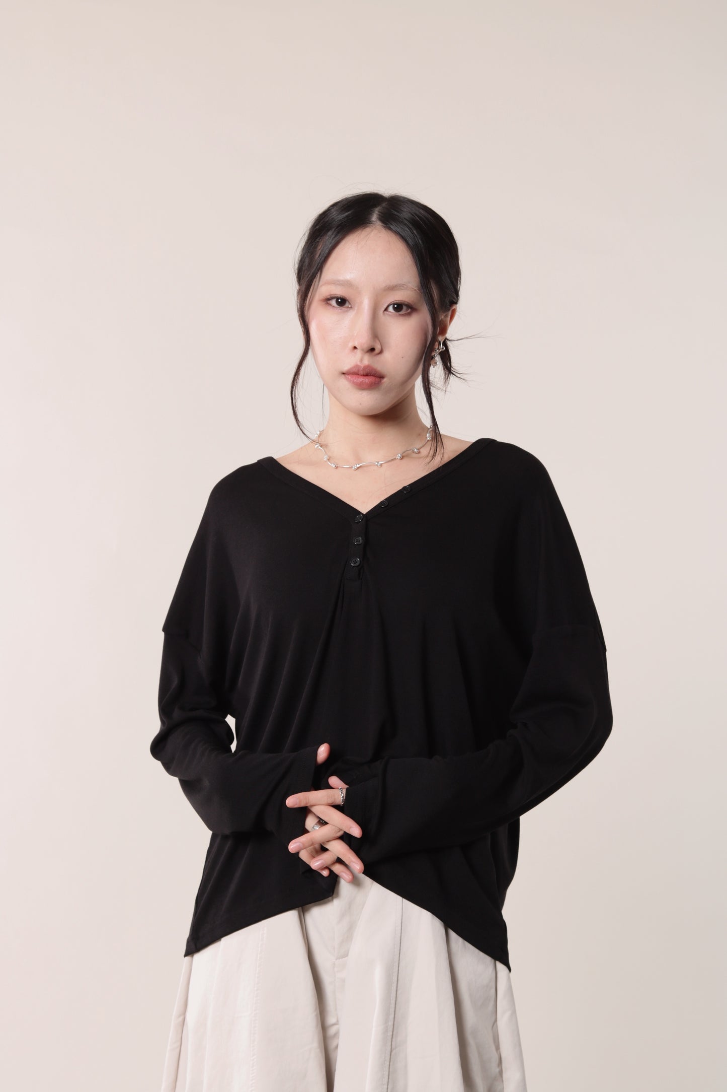 Lazy Button Long Tee (Black)