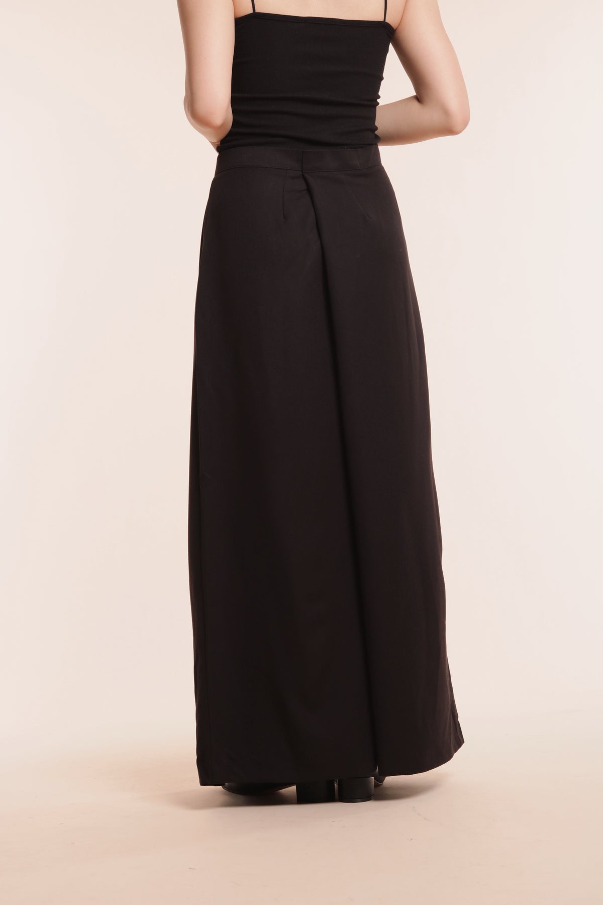 Split Skirt (Black)