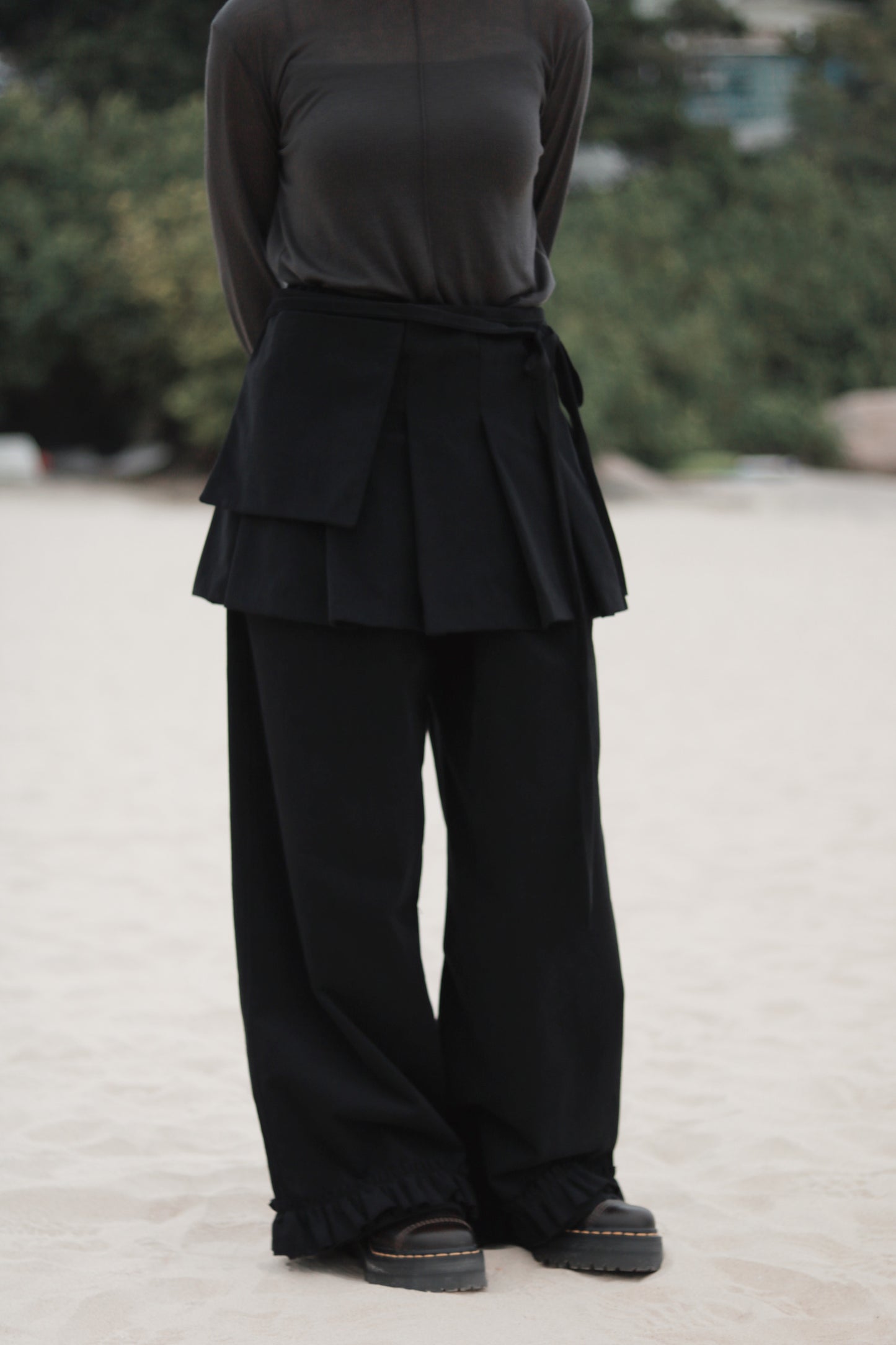 Layered Ruffle Pants (Black)