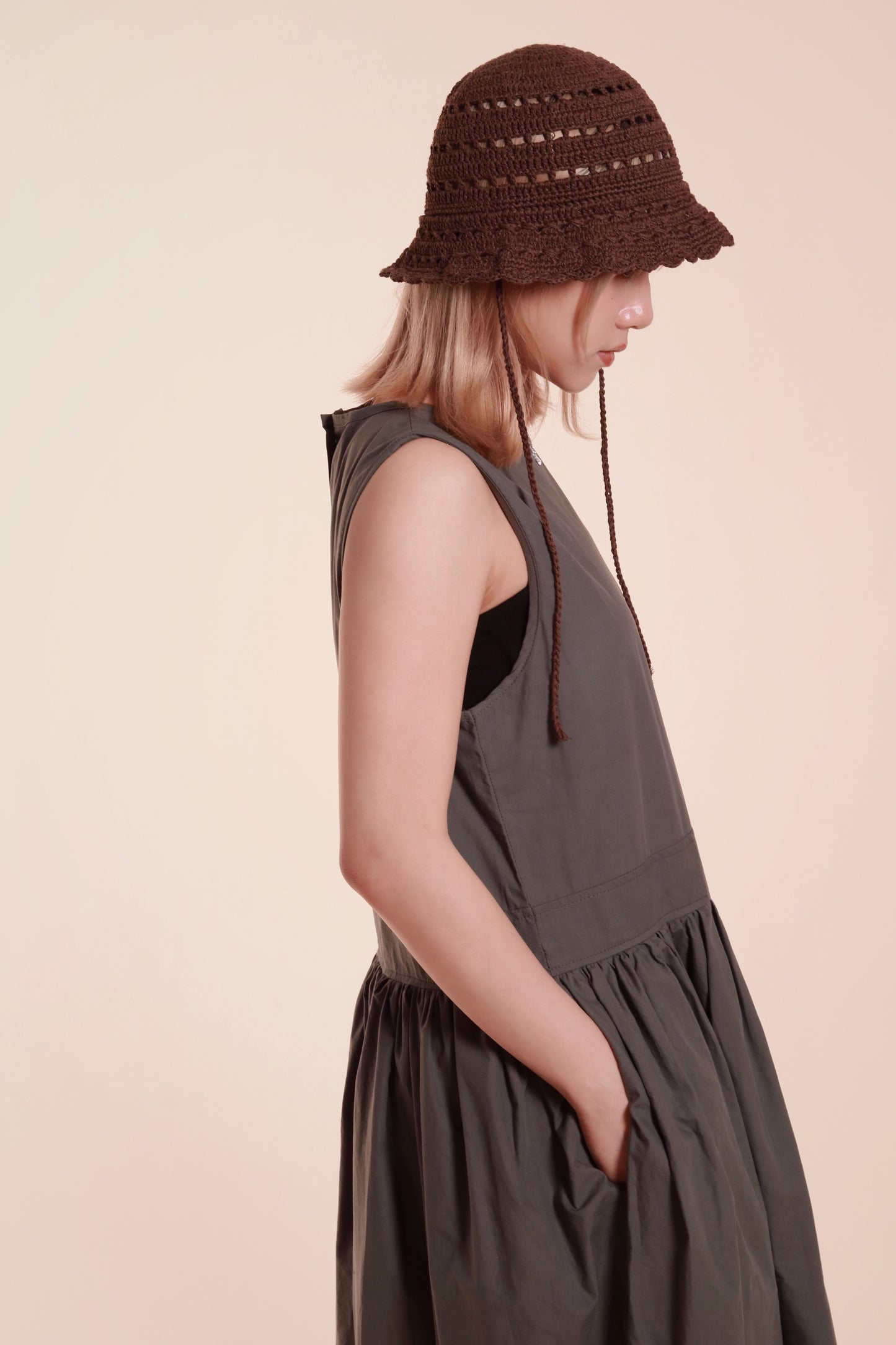 Mesh Bucket Hat (Brown)
