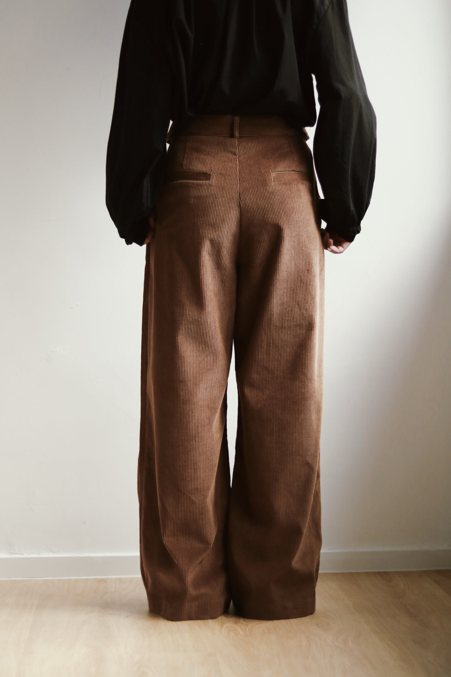 Corduroy Pants (Brown)