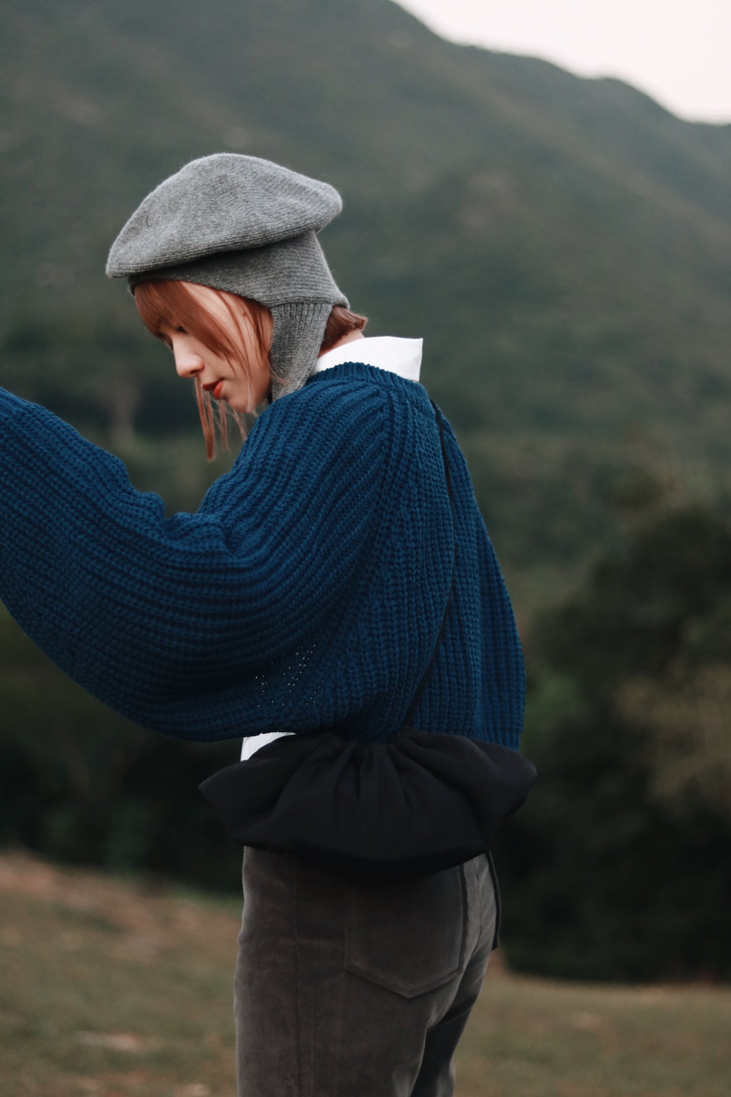 Doll Beret (Black/Grey/Red)