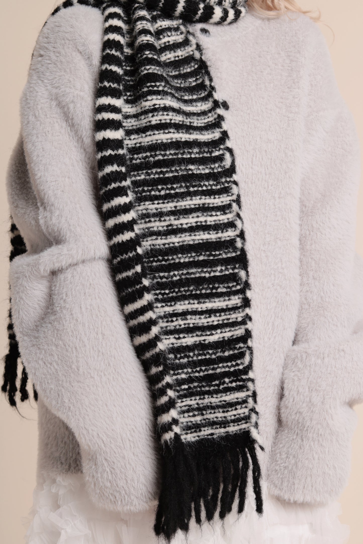 Fluffy Cardigan (Light Grey)