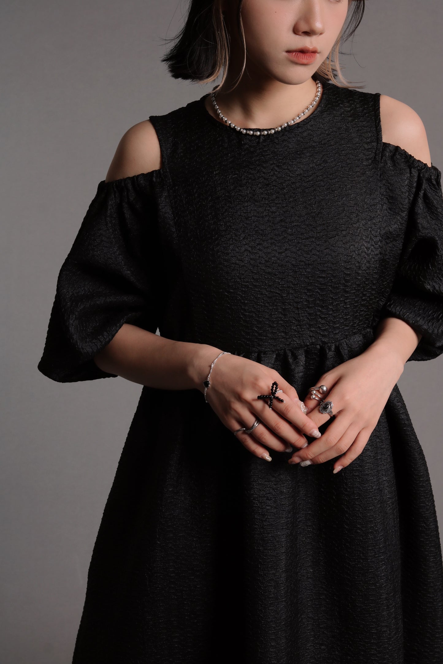Doll Cold Shoulder Dress (Black)