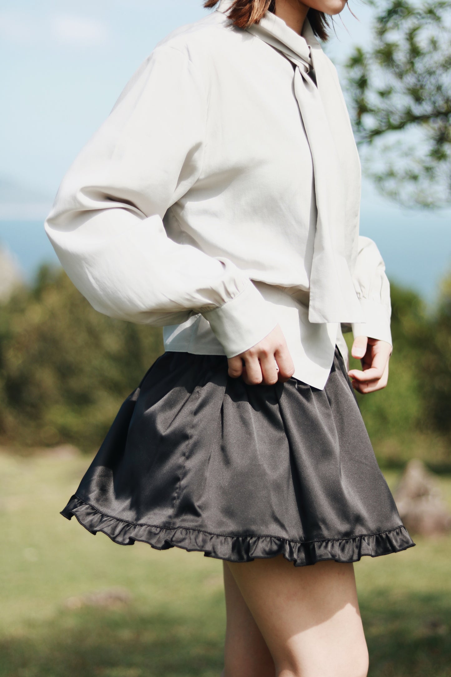 Doll Mini Ruffle Skirt (Black)