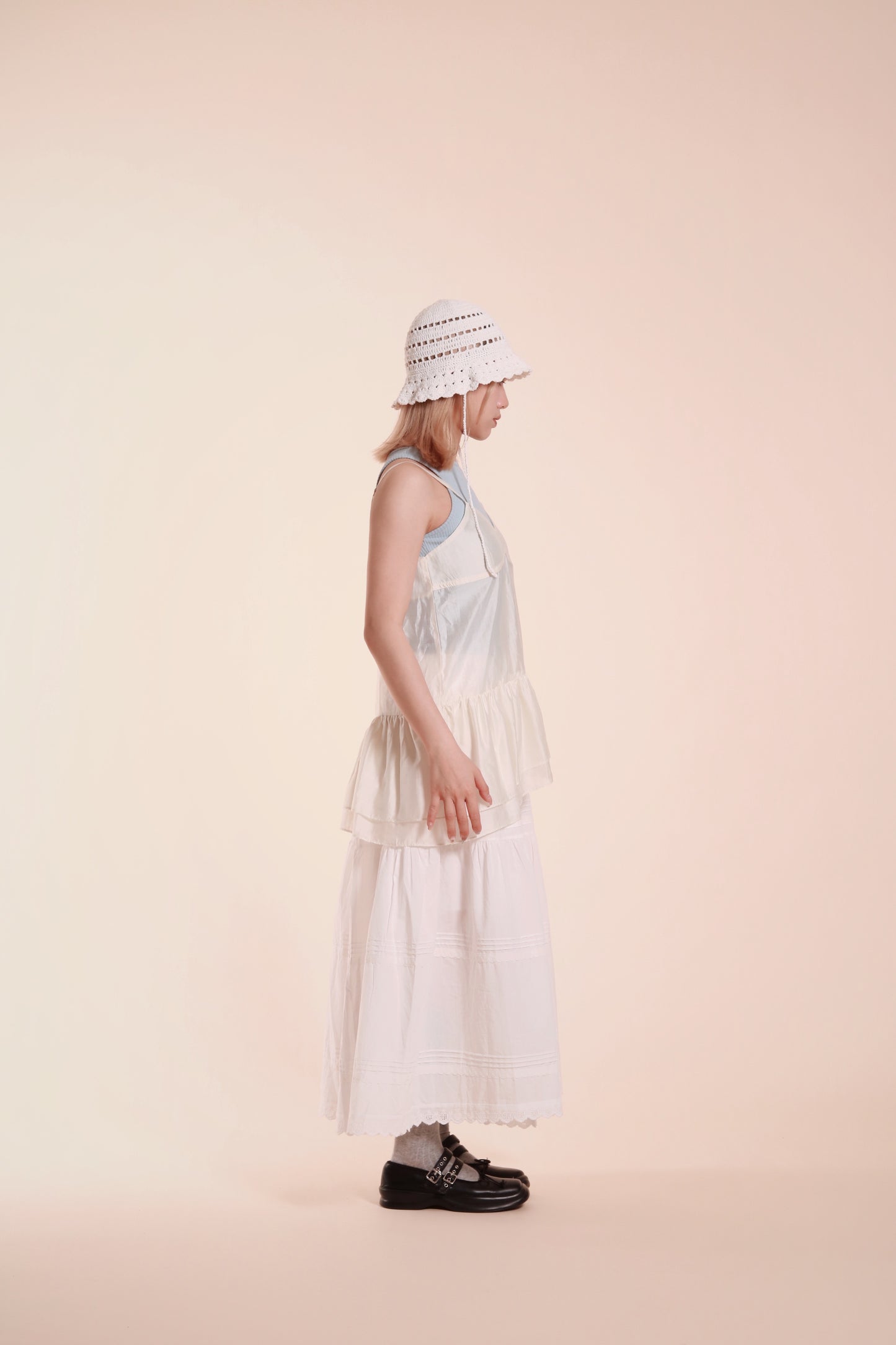 Ruffle Sleeveless Top (Ivory)