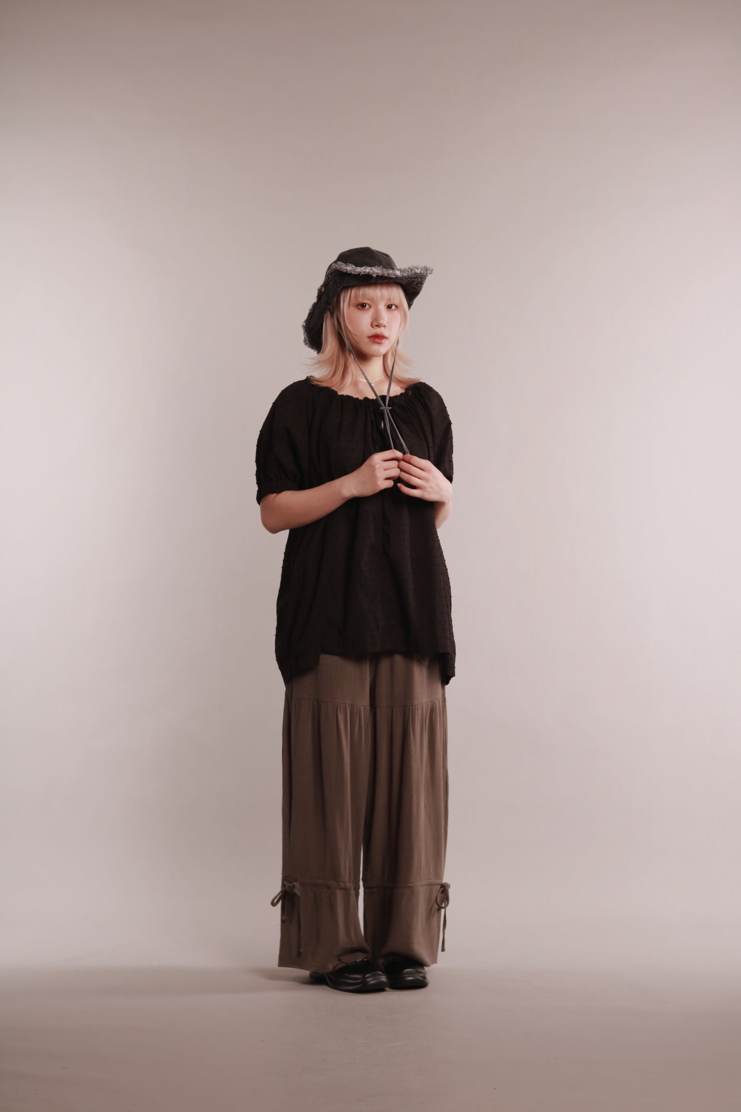 Dot Dot Blouse (Black)