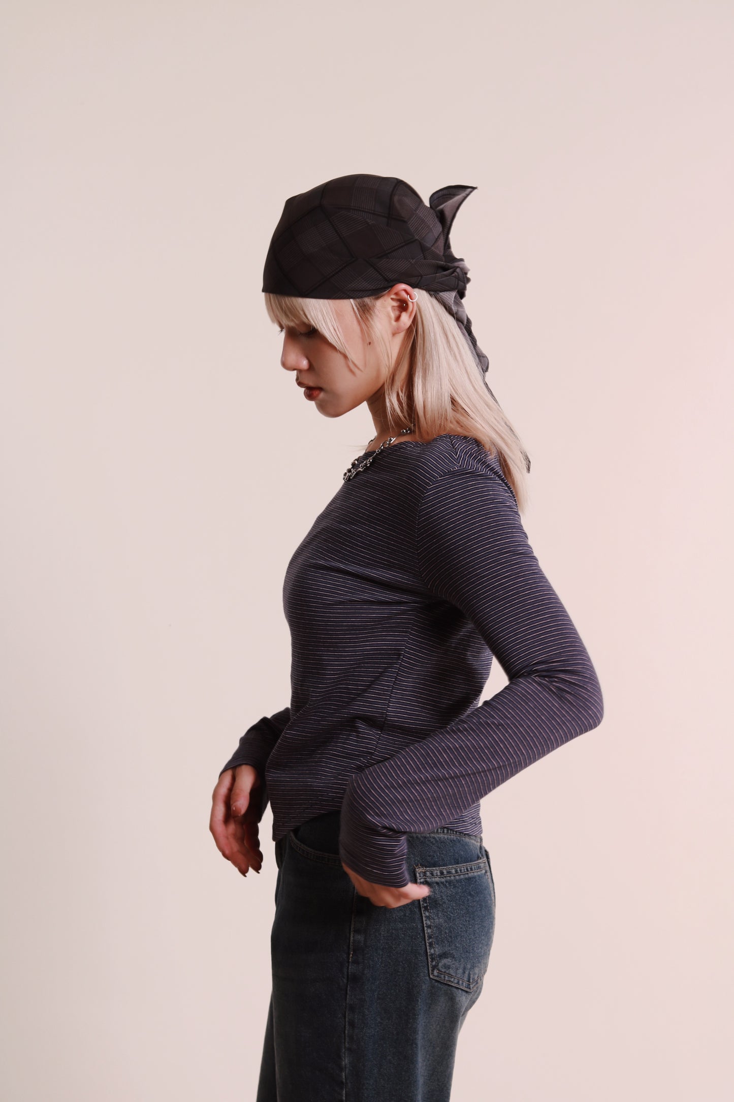 Checkered Scarf (Charcoal)