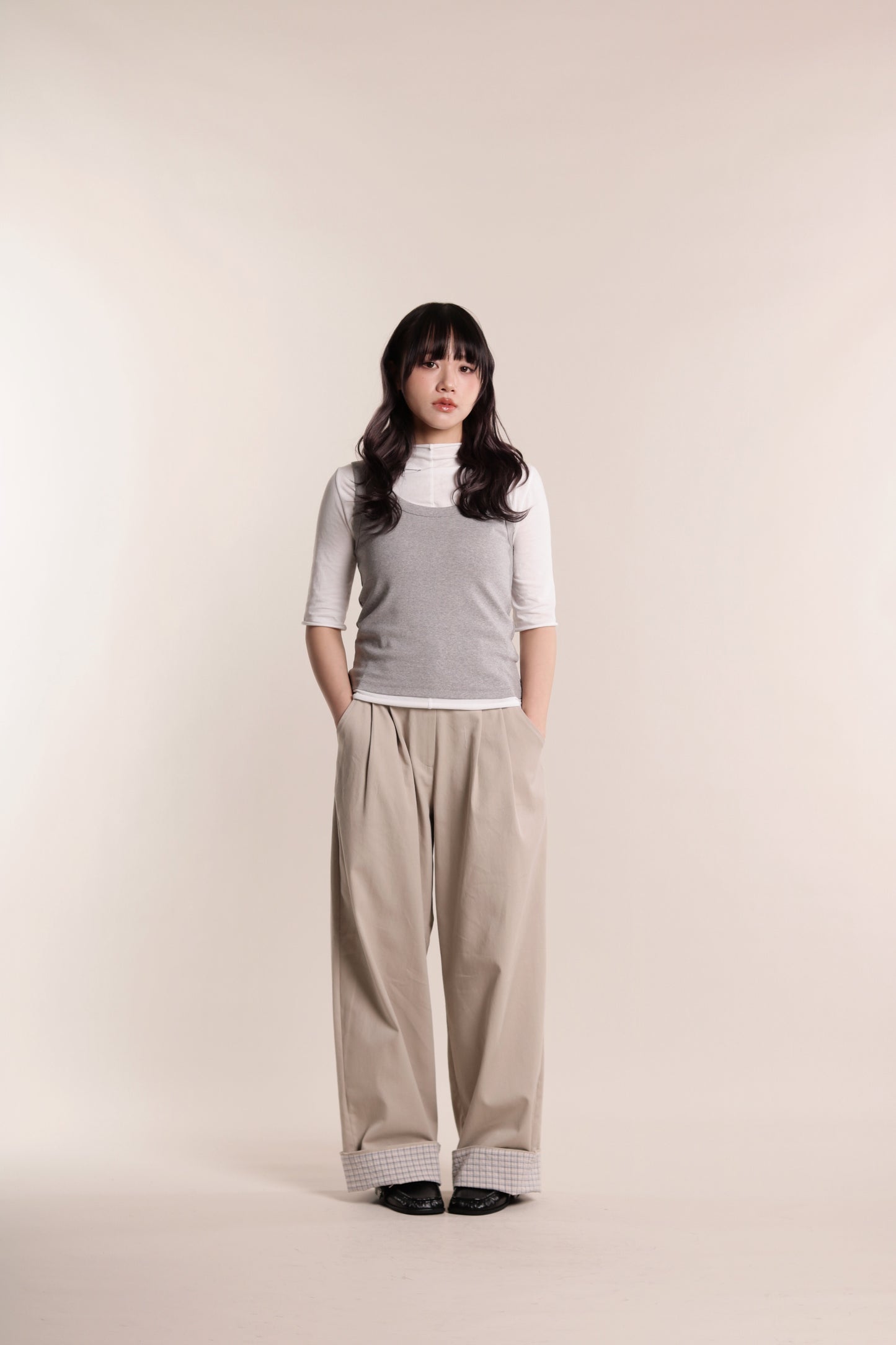 Check Detail Pleated Pants (Beige)