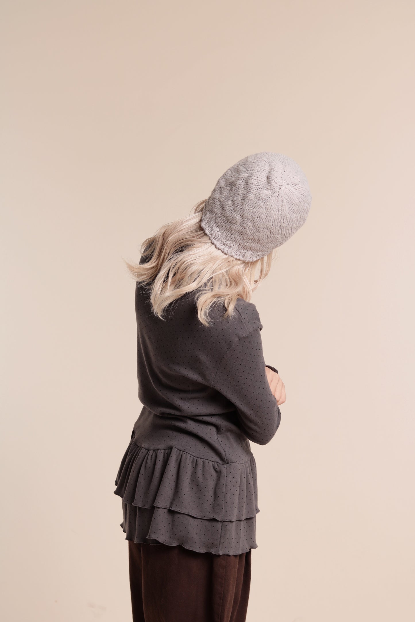 Knit Beanie (Light Grey)