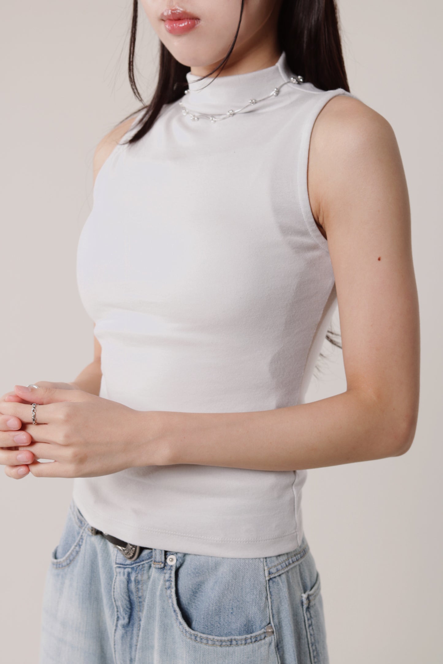 Mock Neck Sleeveless Top (Grey)