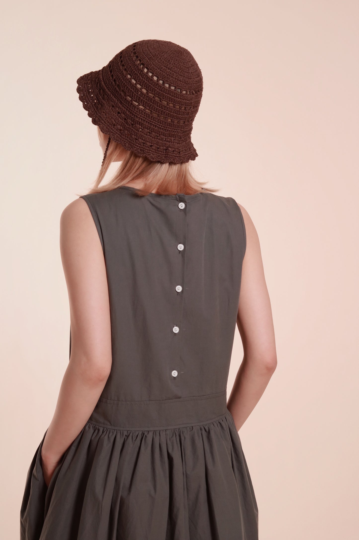 Mesh Bucket Hat (Brown)