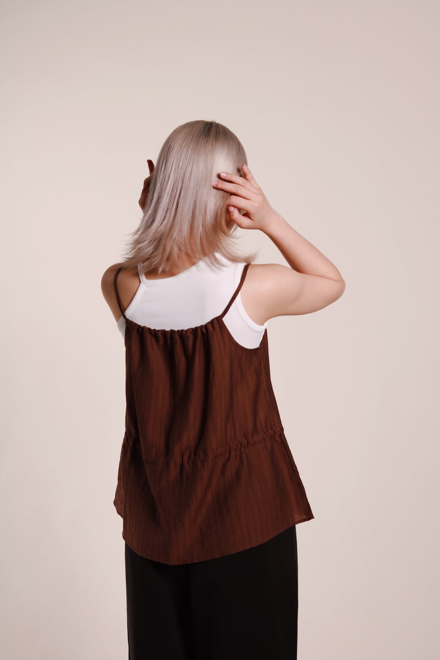 Gathered Ribbon Sleeveless Top (Brown)