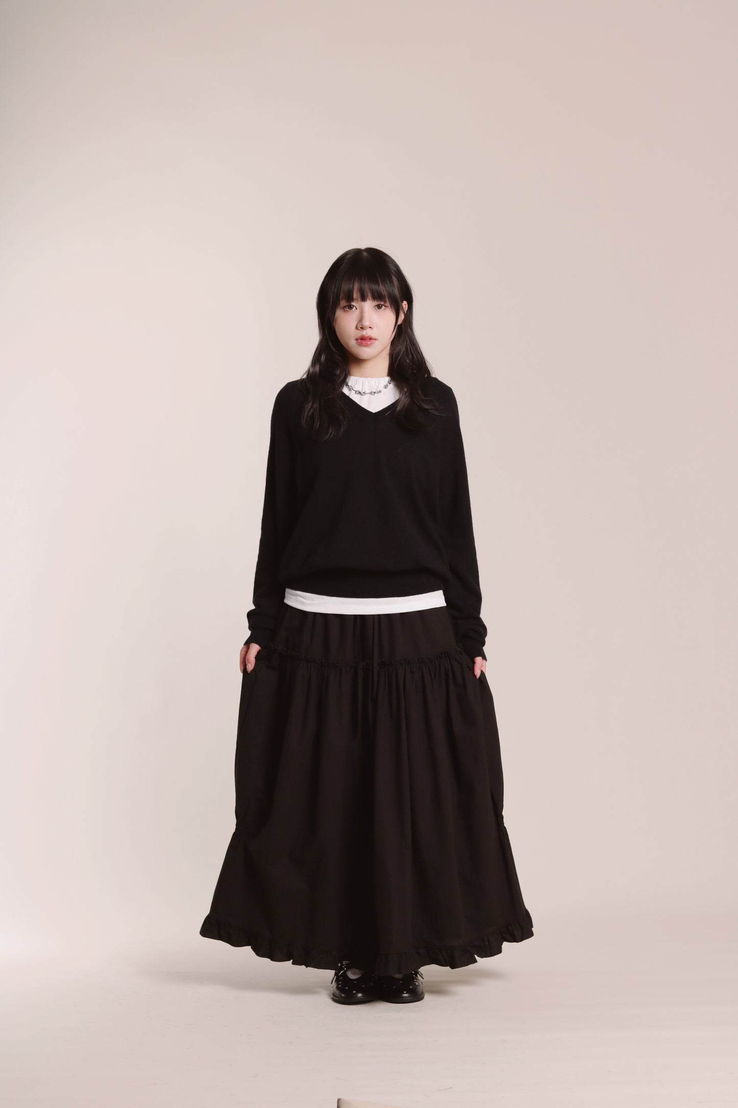 V Neck Sweater (Navy)