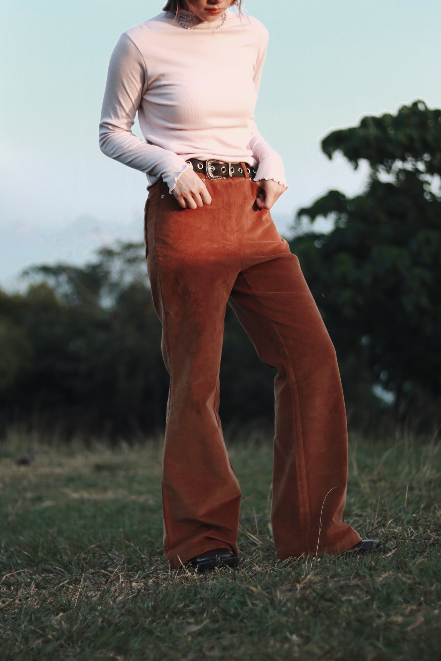 Corduroy Bootcut Pants (Brown)