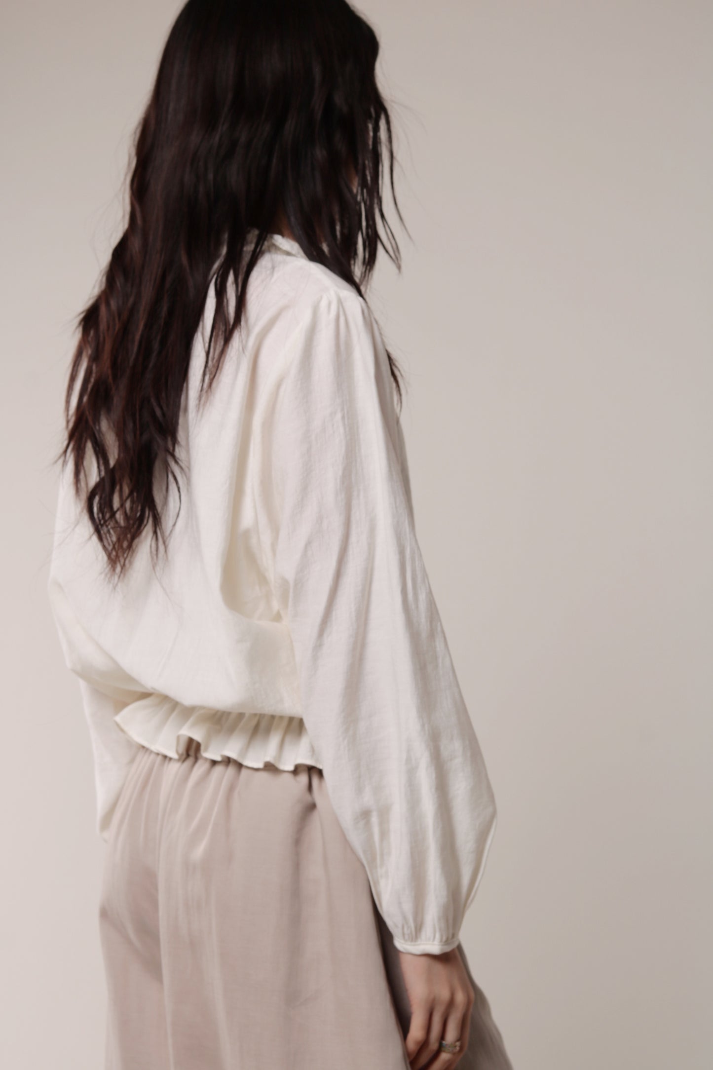 Retro Ruffle Shirt (Ivory)