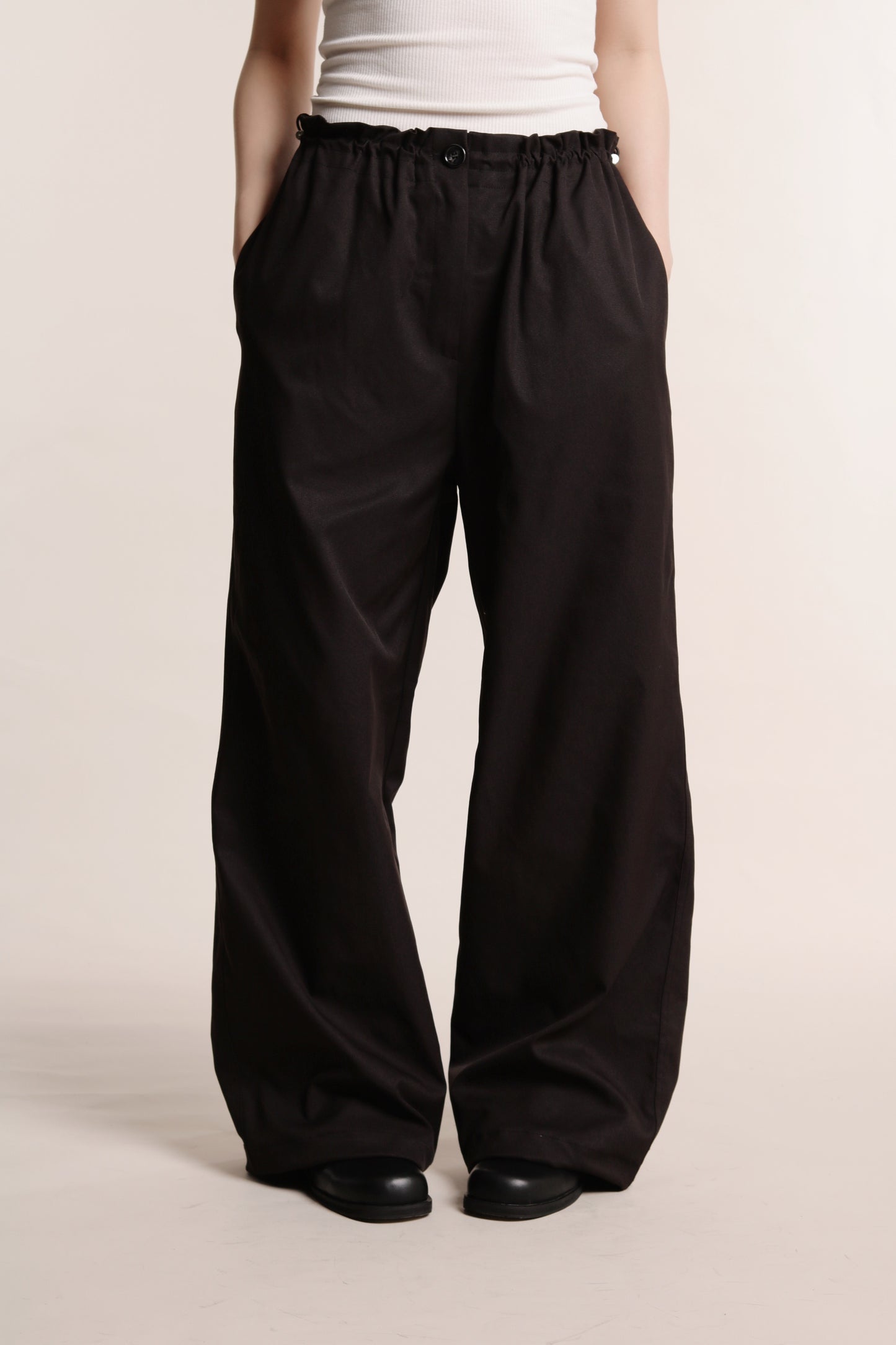 Delia Gathered Pants (Black)