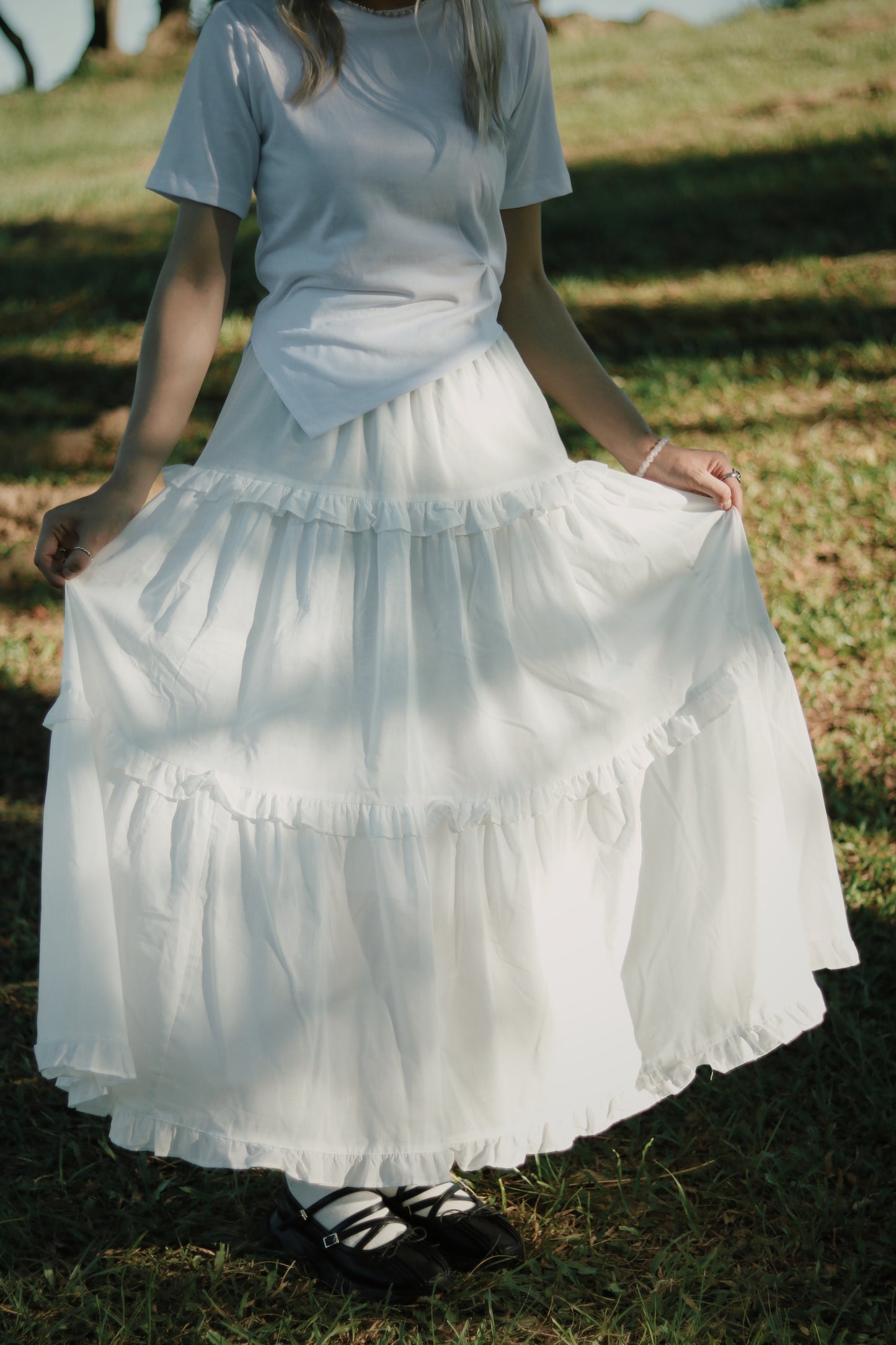 Ruffle Skirt (White)