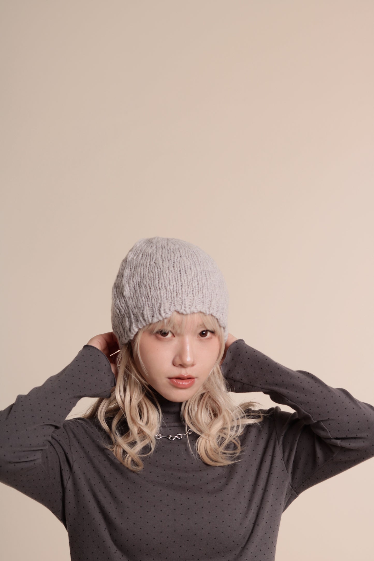 Knit Beanie (Light Grey)