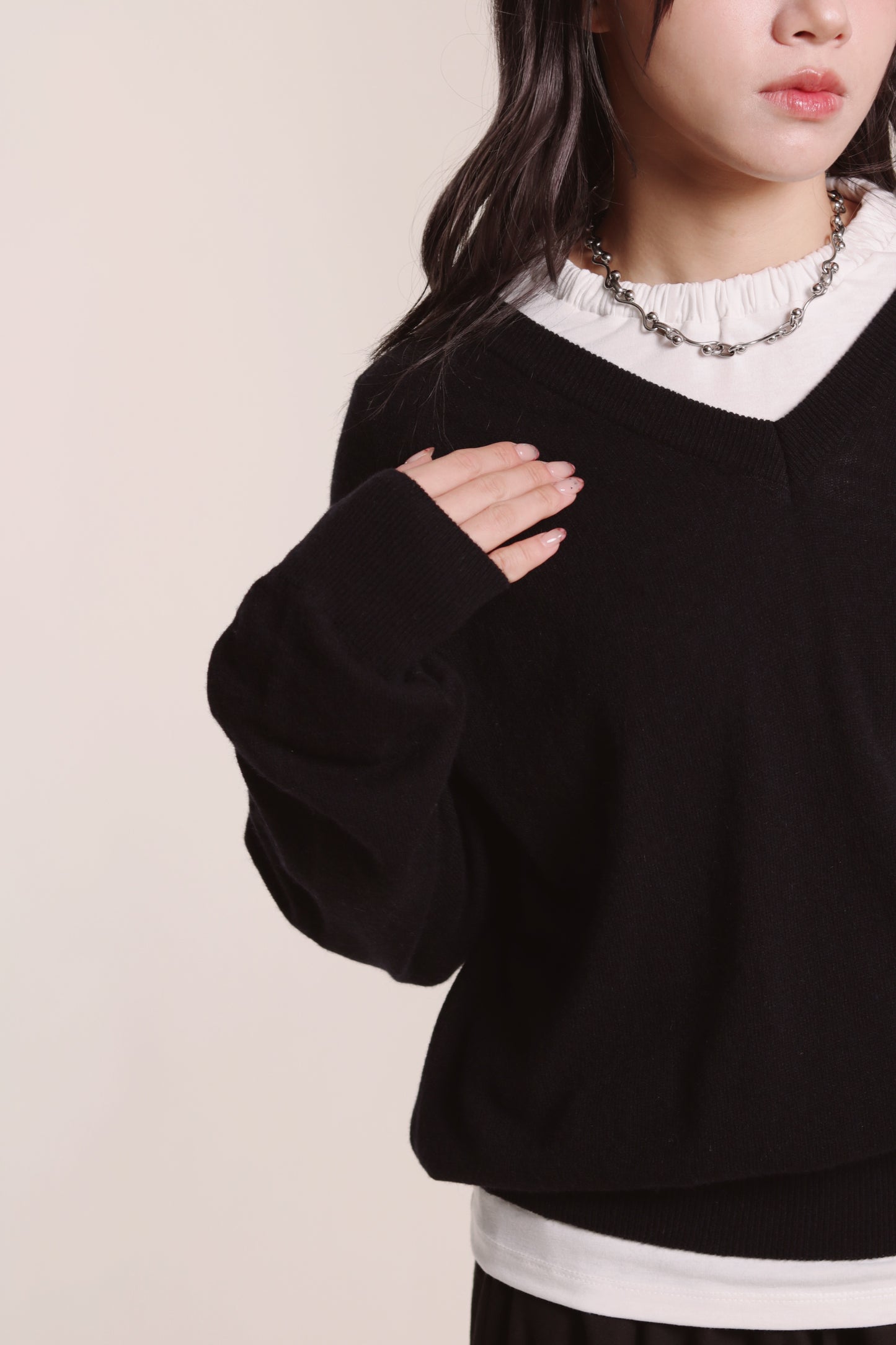 V Neck Sweater (Navy)