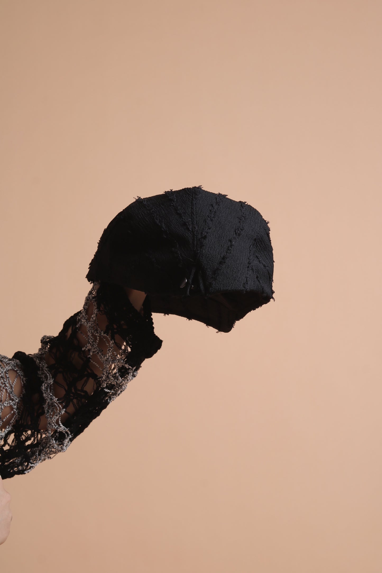 Frayed News Cap (Black)