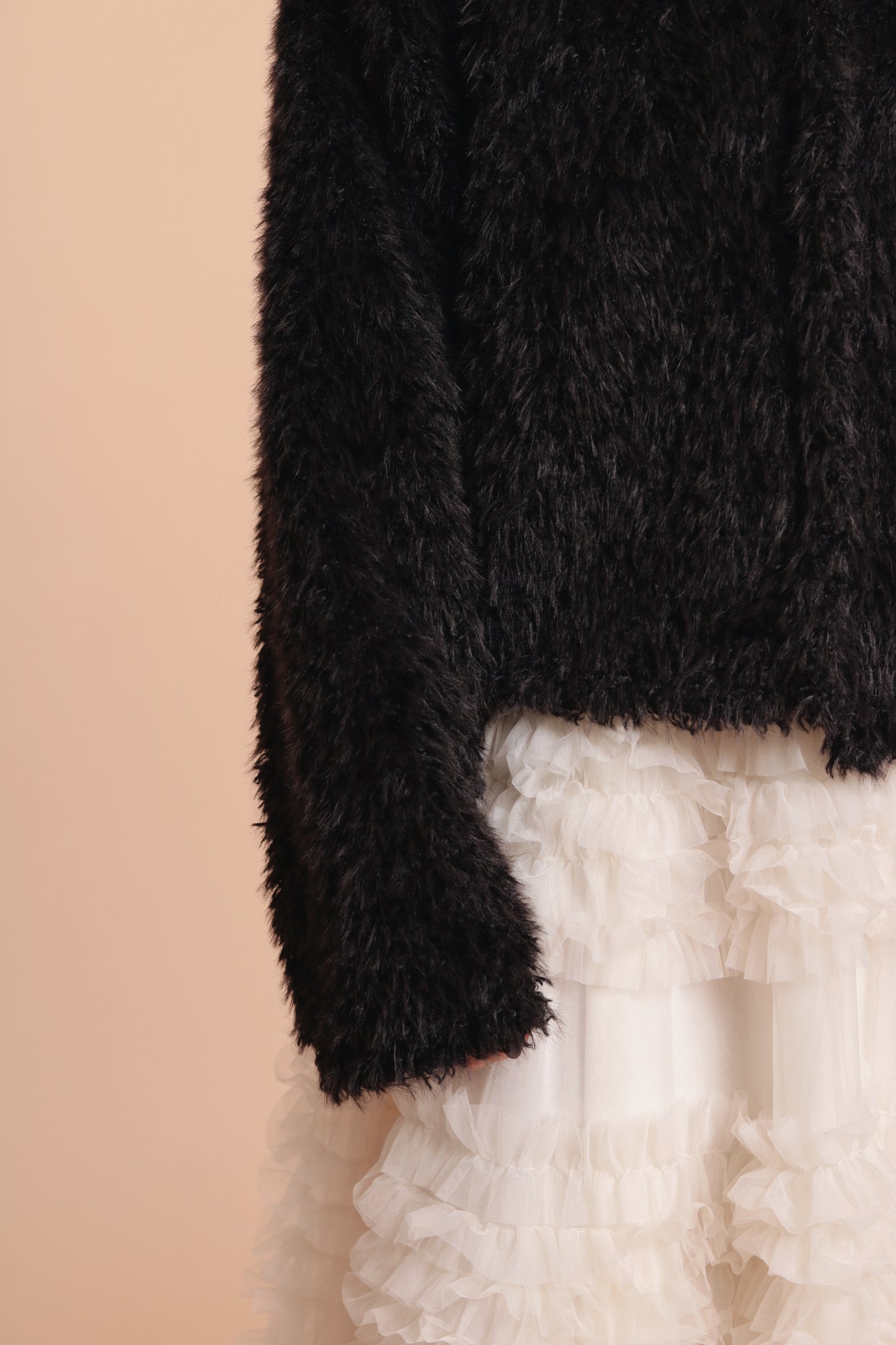 Fluffy Cardigan (Black)