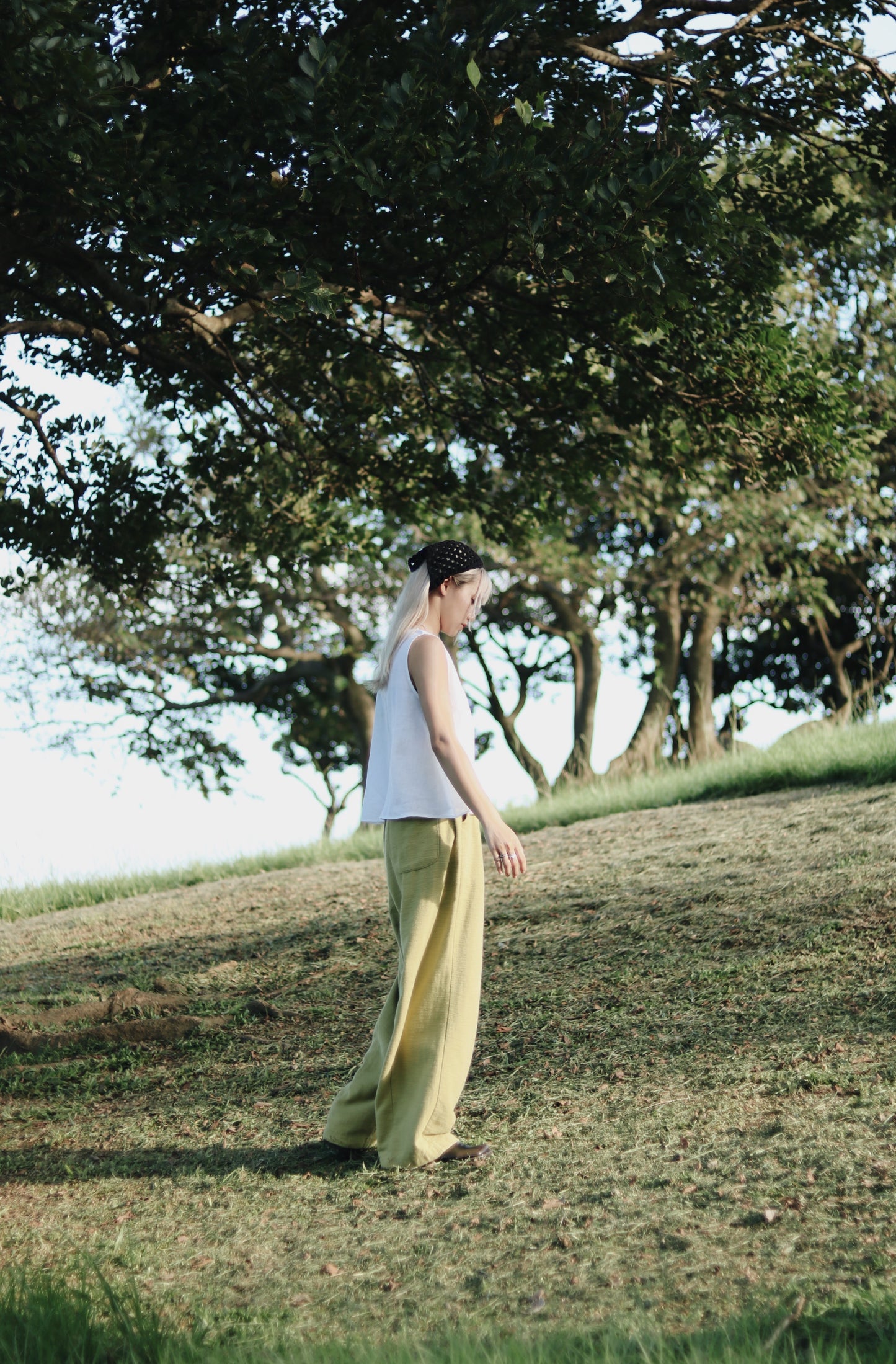 Daily Sleeveless Top (White)