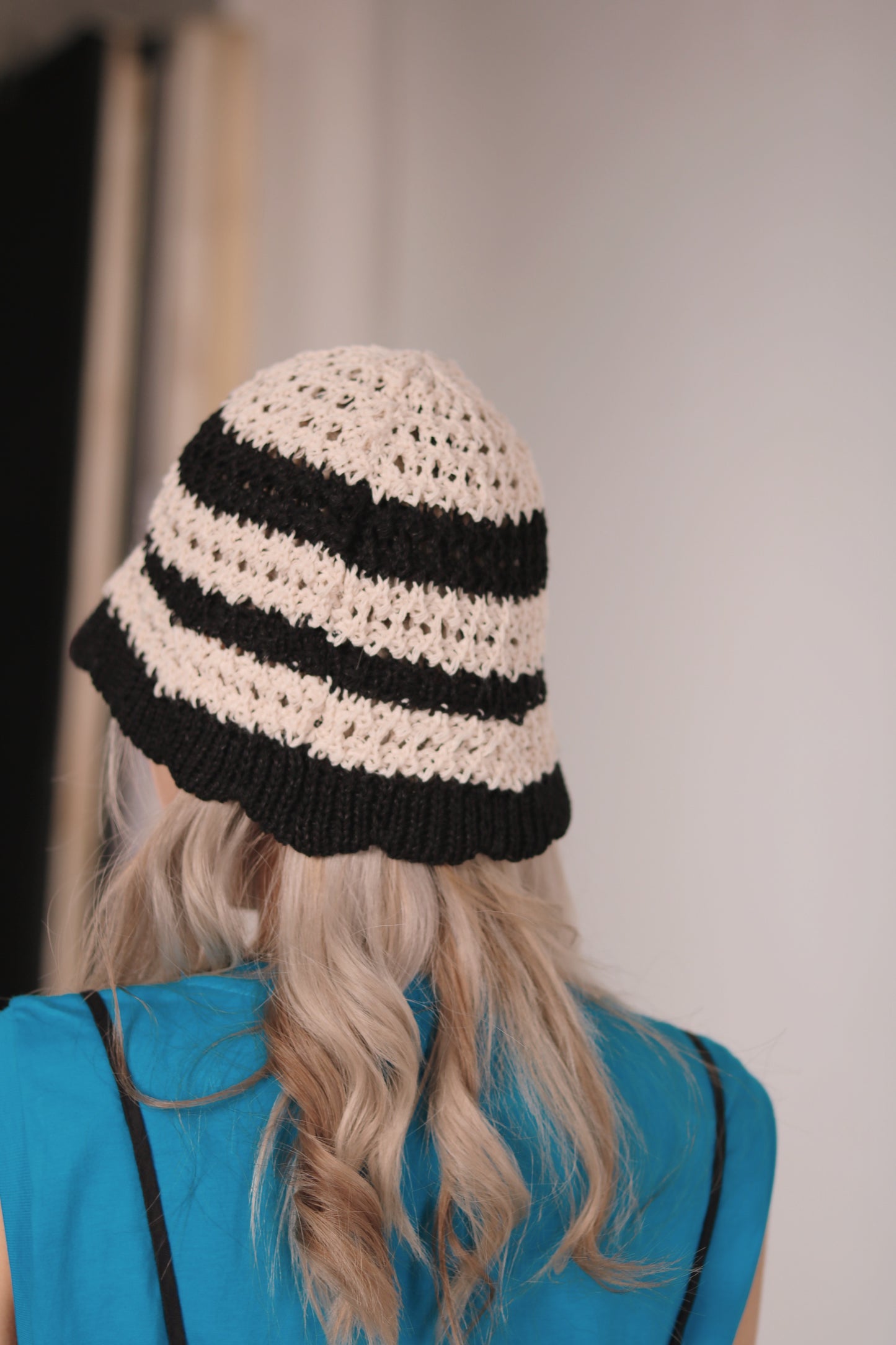 Striped Knit Hat (Beige/Black/Purple)