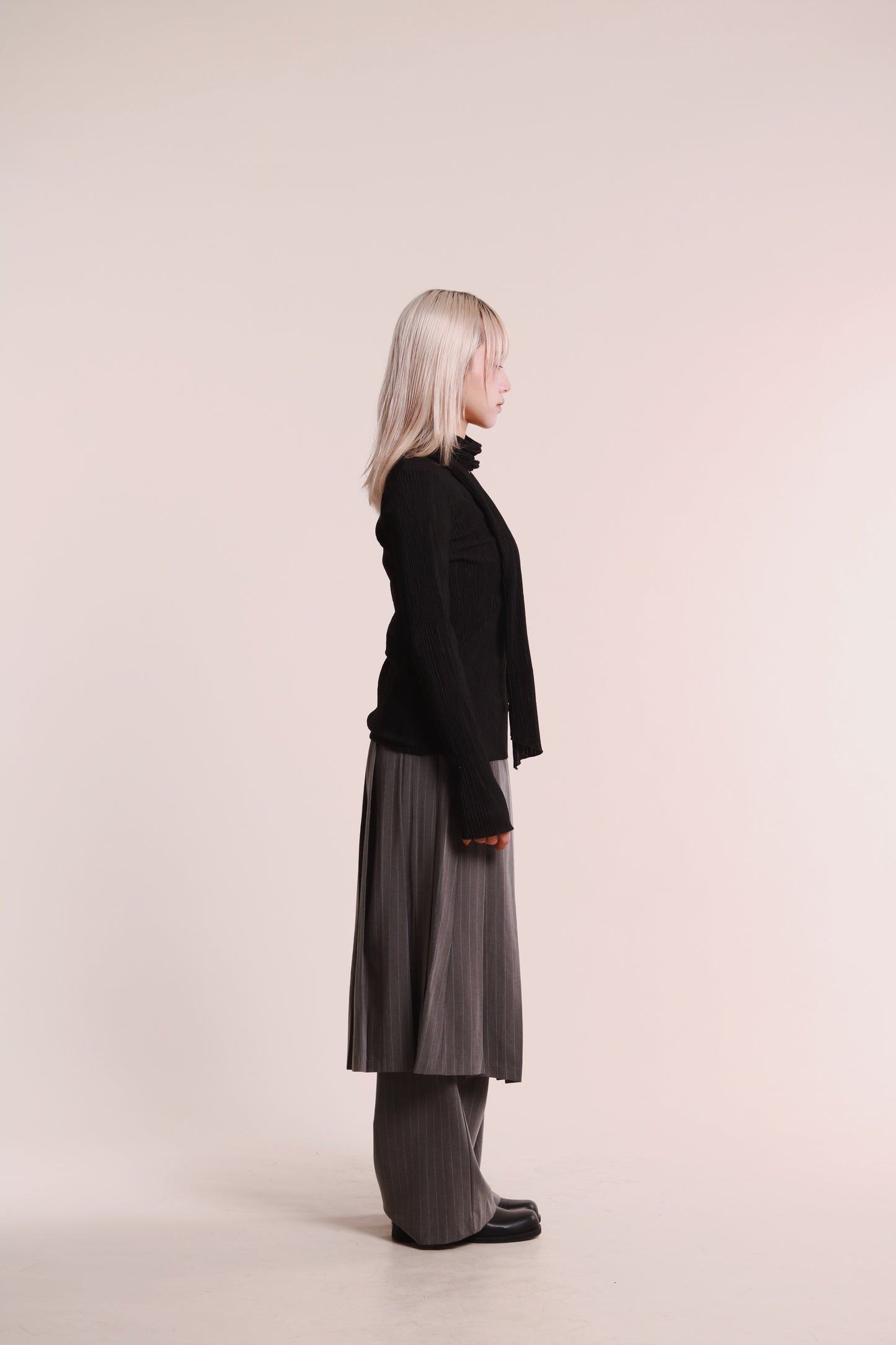 Layered Pleat Pants (Charcoal)