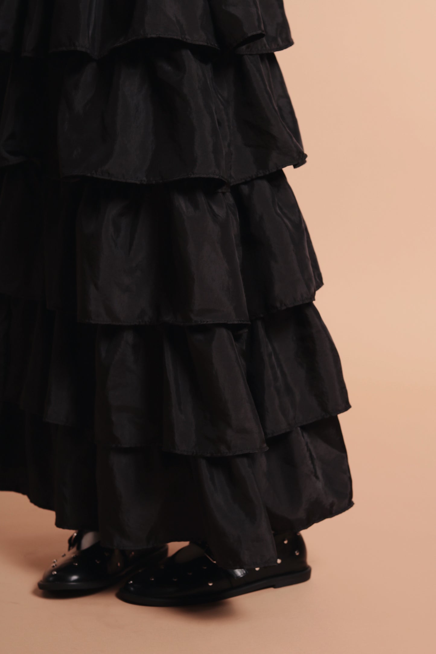Ruffle Tiered Skirt (Black)