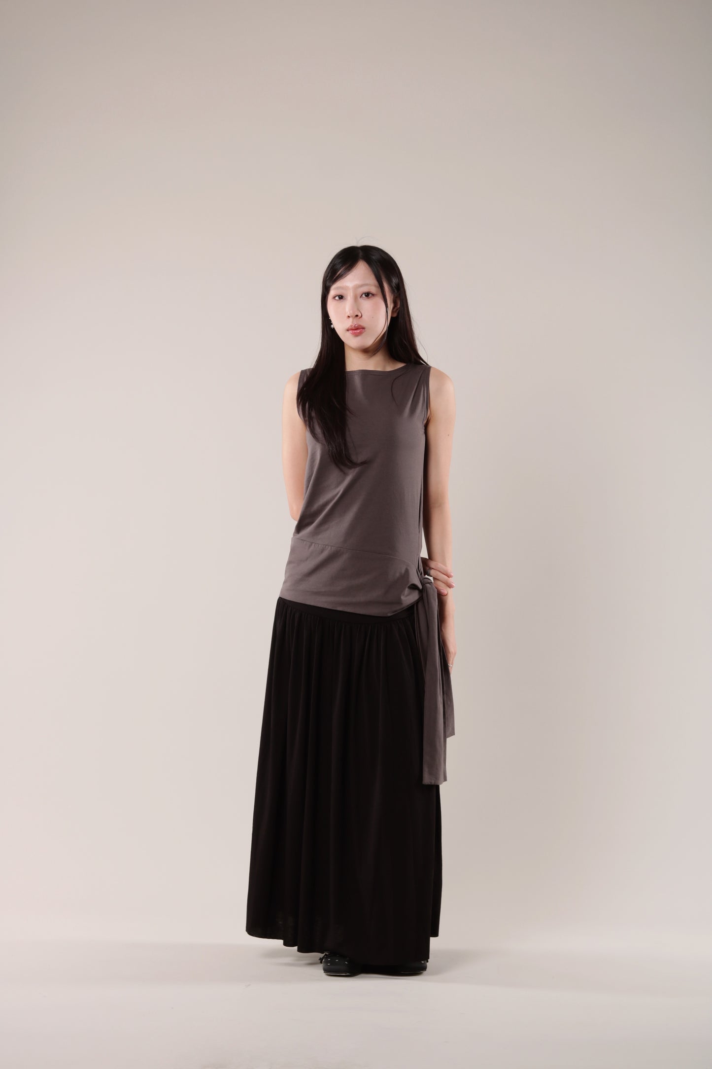 Amos Sleeveless Top (Brown)
