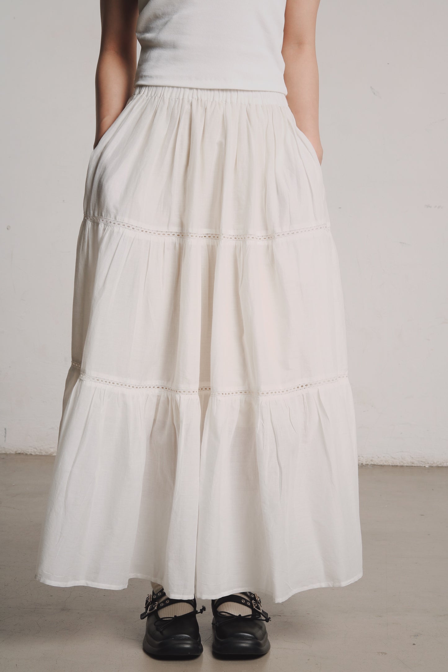 Doll Tiered Skirt (White)