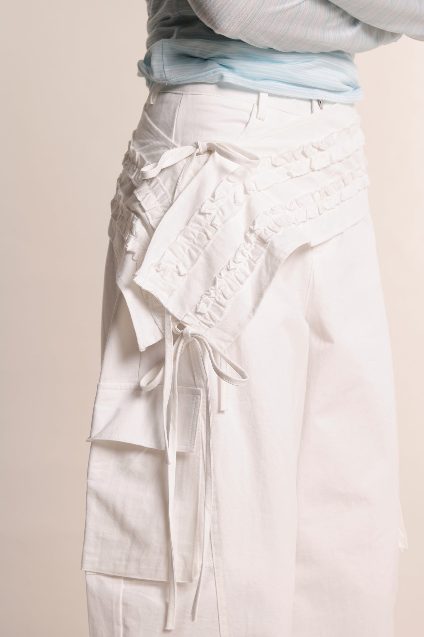 Ruffle Belt Pants (White)