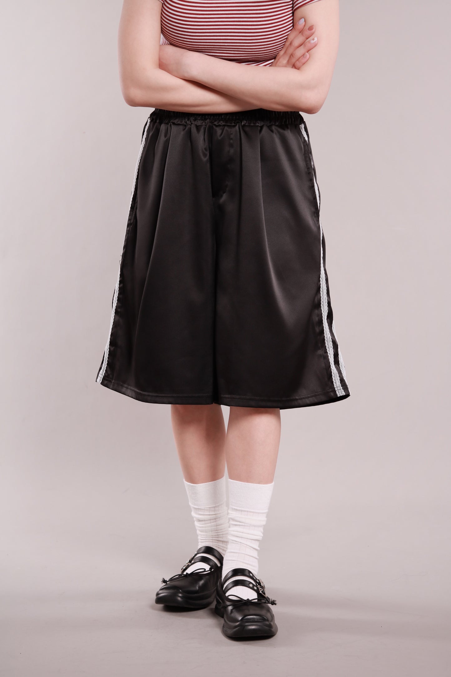 Sporty Lace Shorts (Black)