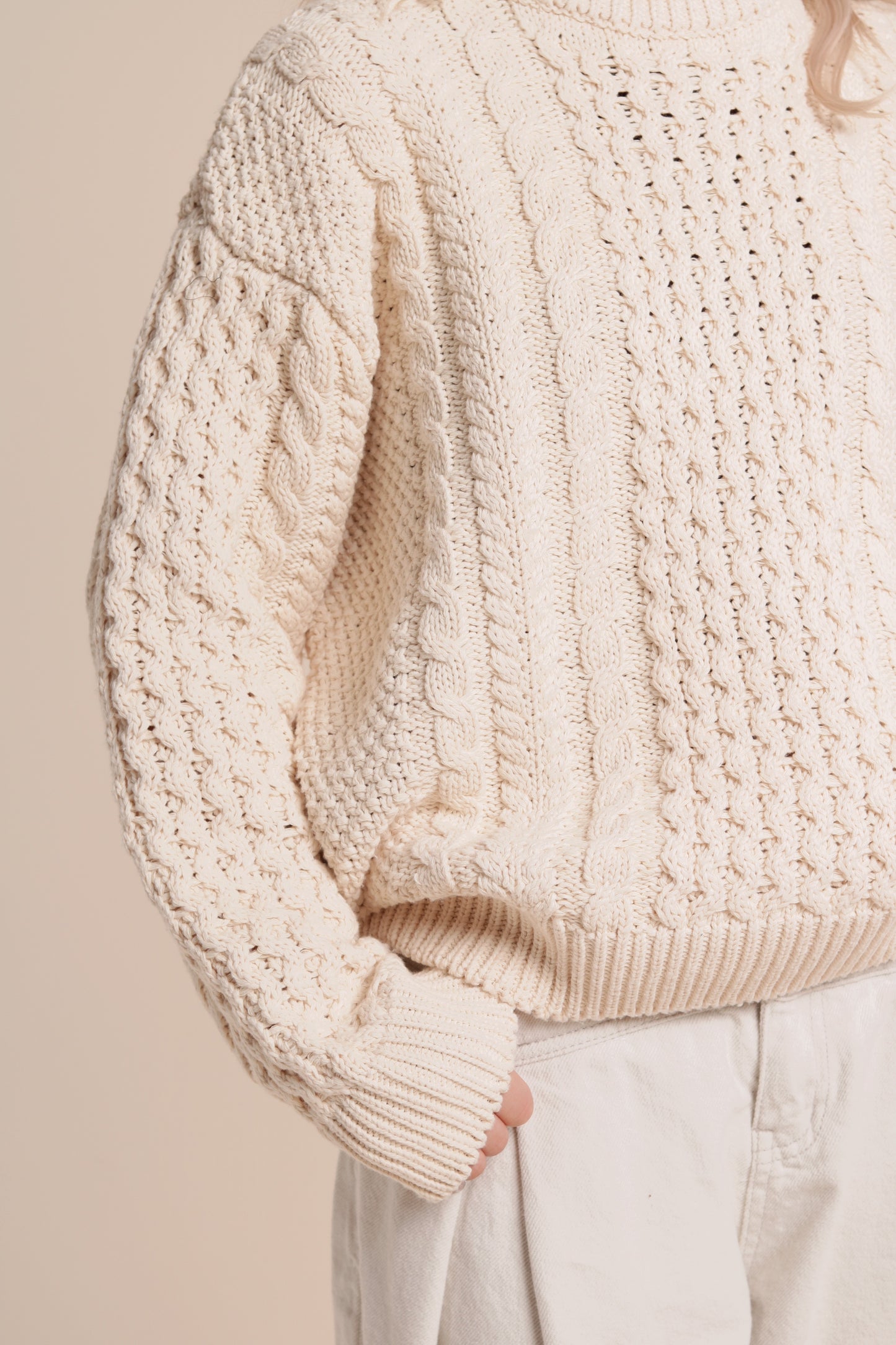 Oversized Cable Knit Sweater (Ivory)