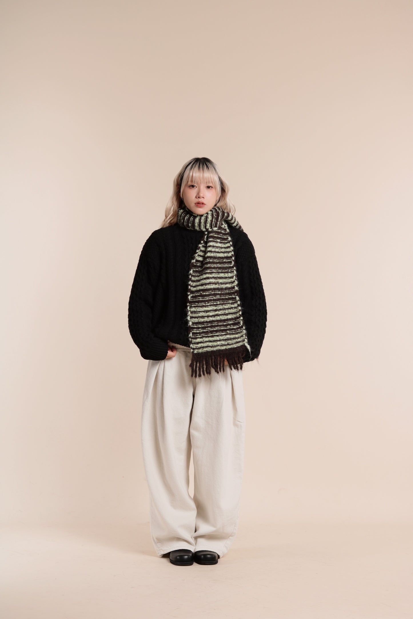 Oversized Cable Knit Sweater (Black)