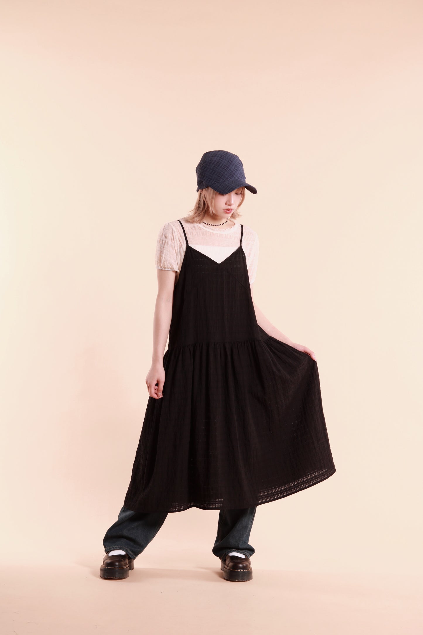 Textured Sleeveless Dress (Black)
