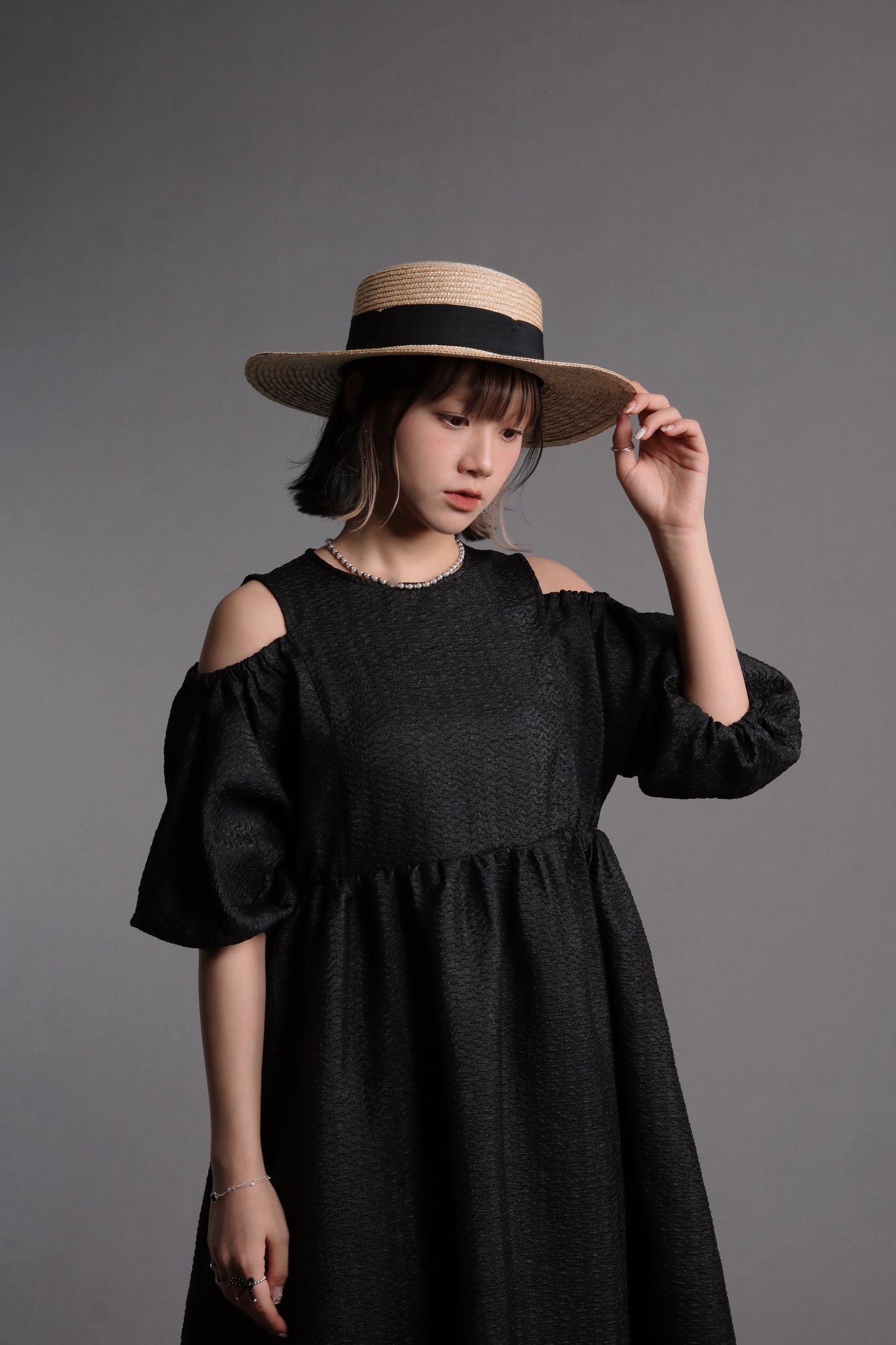 Doll Cold Shoulder Dress (Black)