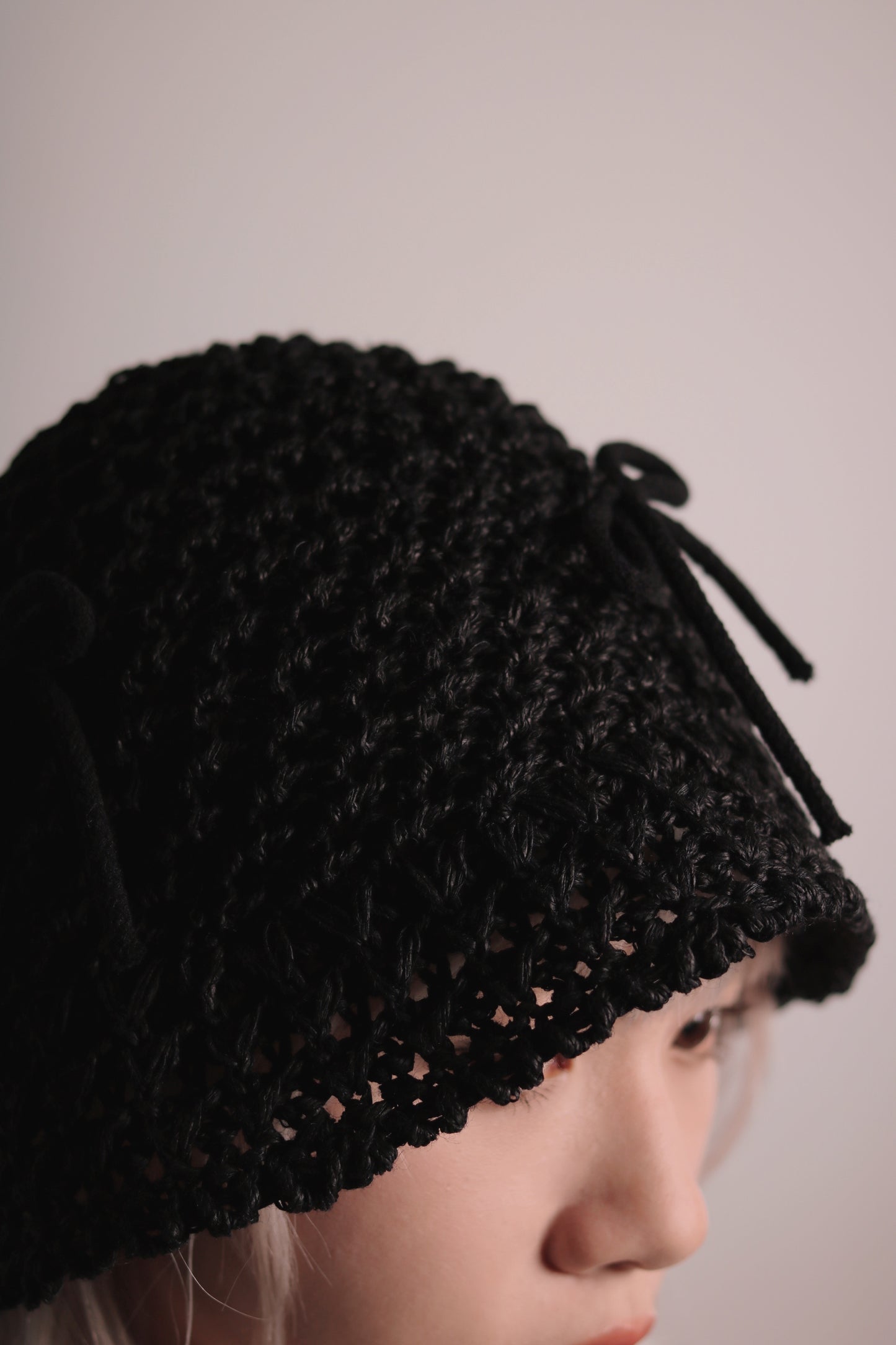 Ribbon Knit Hat (Black/Ivory)
