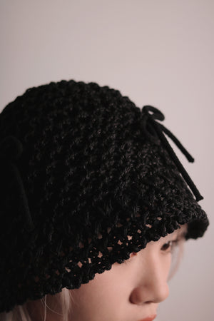 Open image in slideshow, Ribbon Knit Hat (Black/Ivory)
