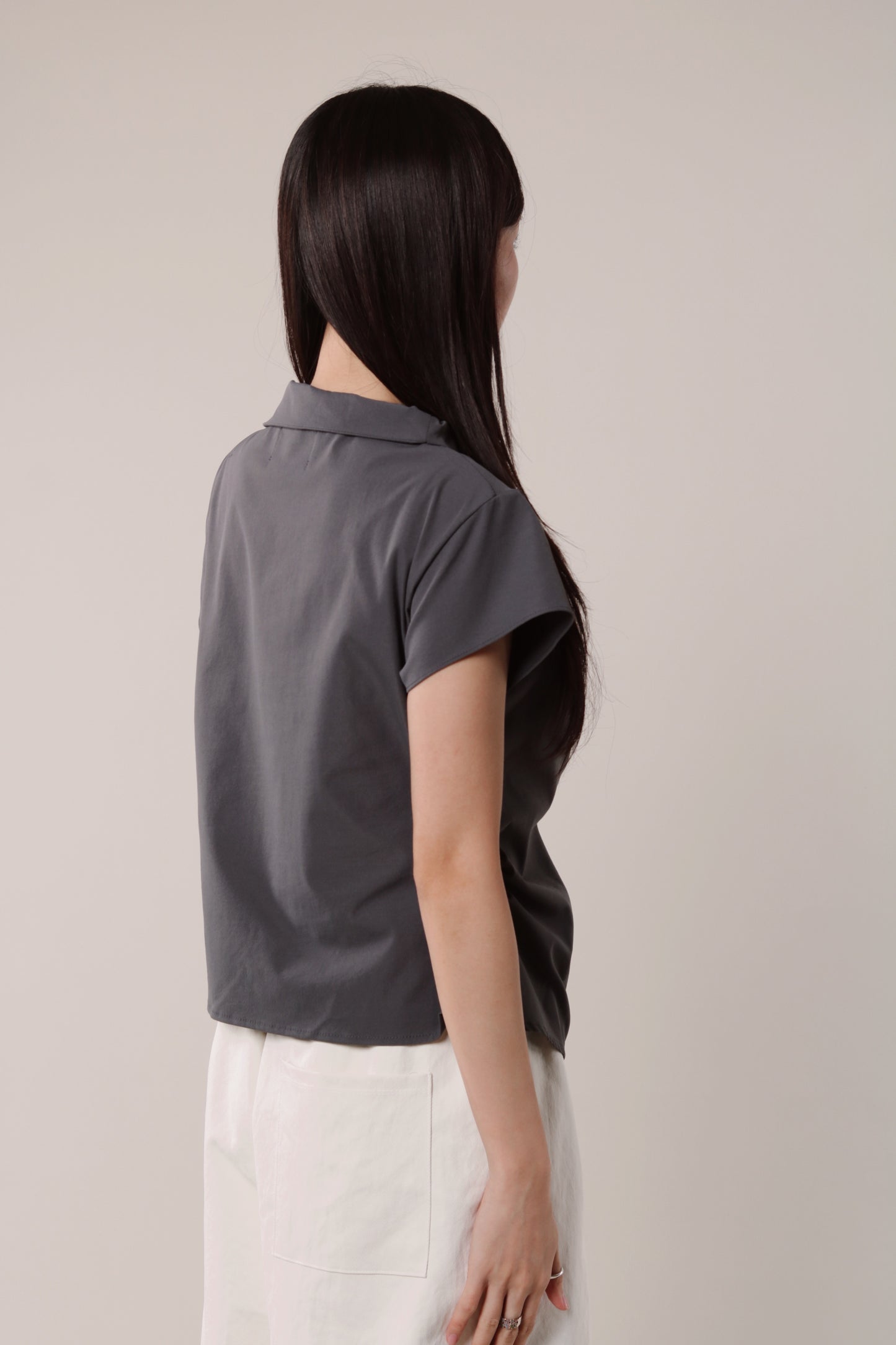 Barry Shirt (Charcoal)