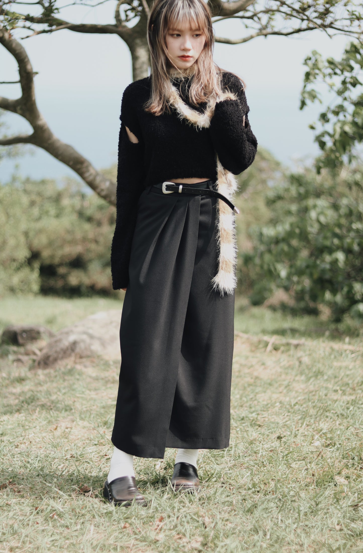 Pleated Skirt (Black)