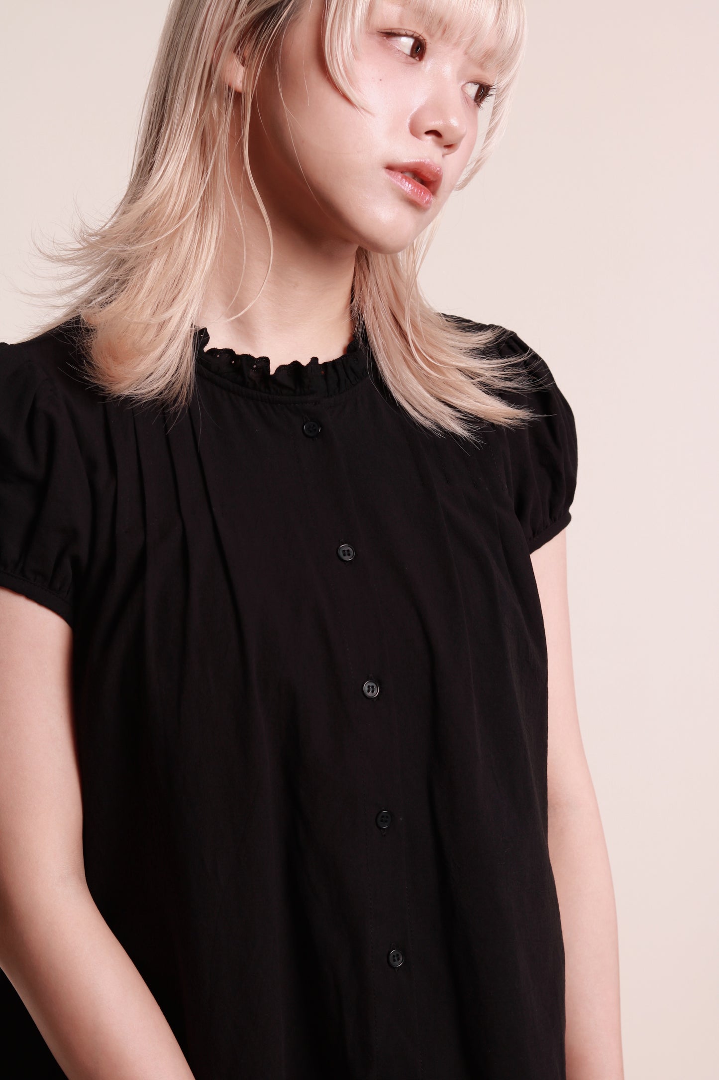 Puff Sleeve Blouse (Black)