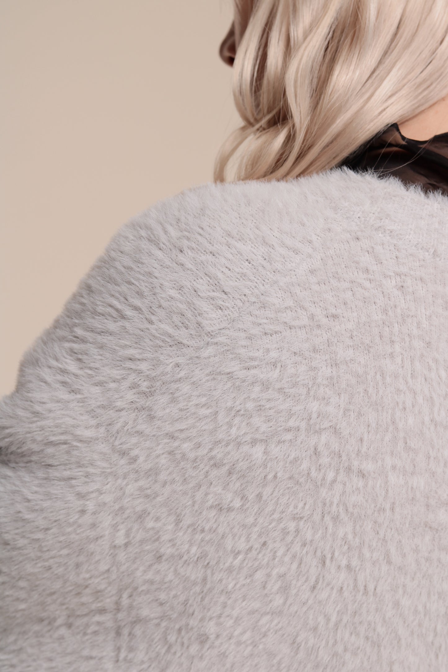 Fluffy Cardigan (Light Grey)