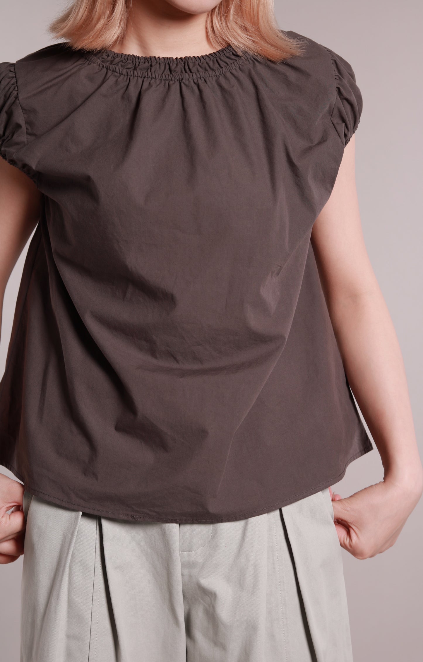 Puffie Blouse (Charcoal)
