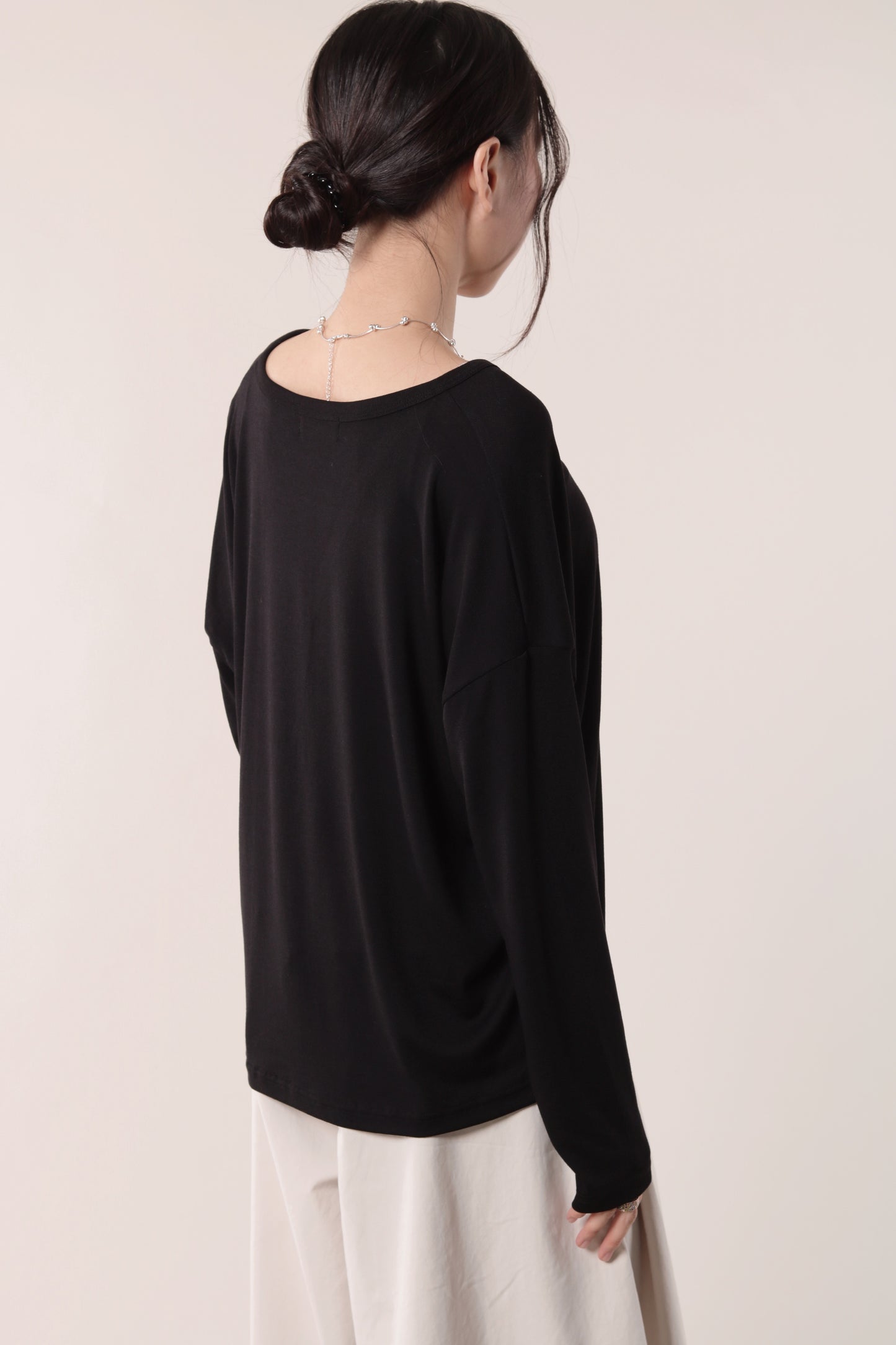 Lazy Button Long Tee (Black)