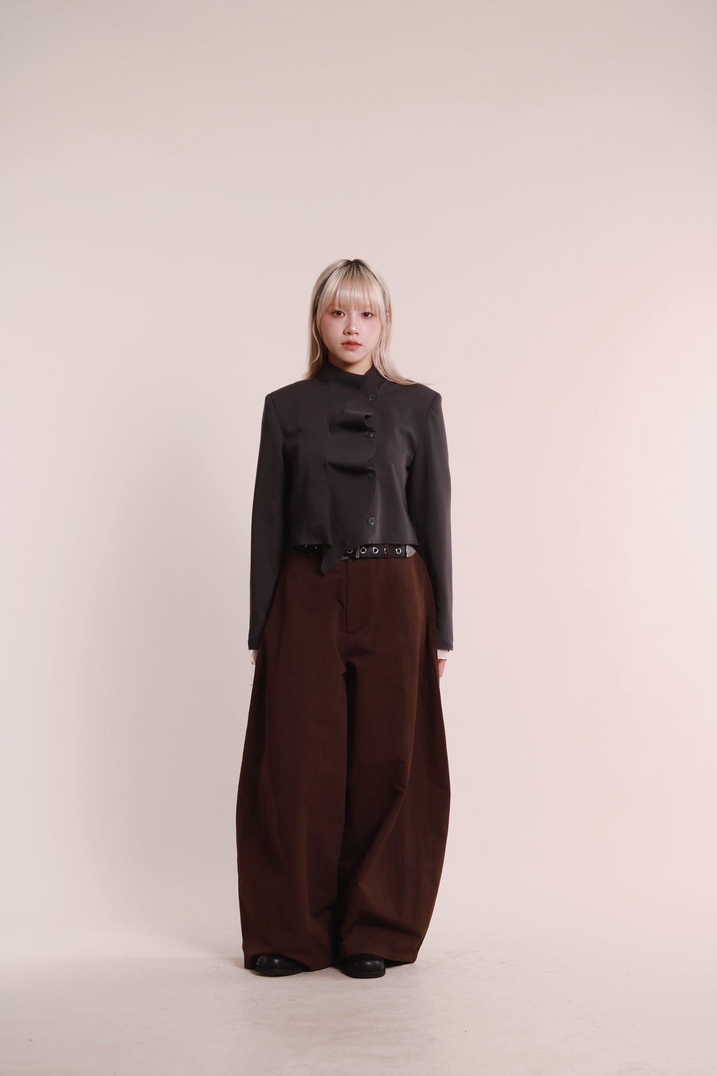 Gentle Pleat Jacket (Charcoal)